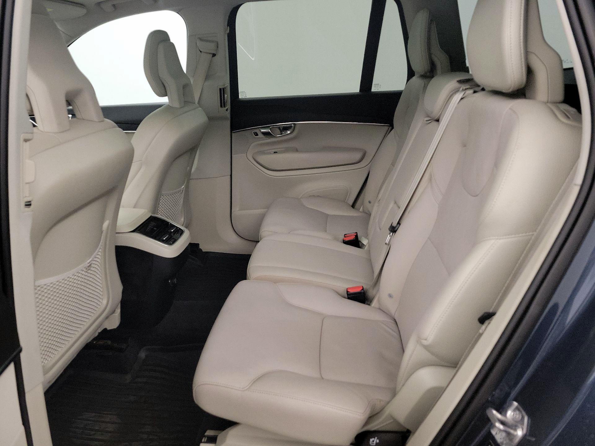 Thumbnail: 2020 Volvo XC90 - 20