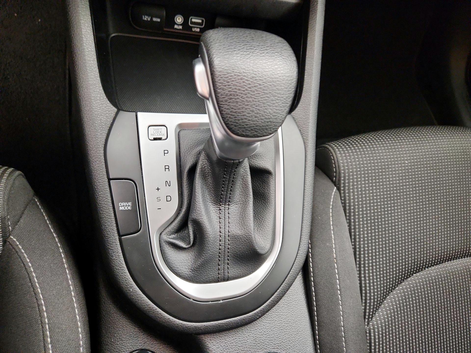 Thumbnail: 2019 Kia Forte - 17