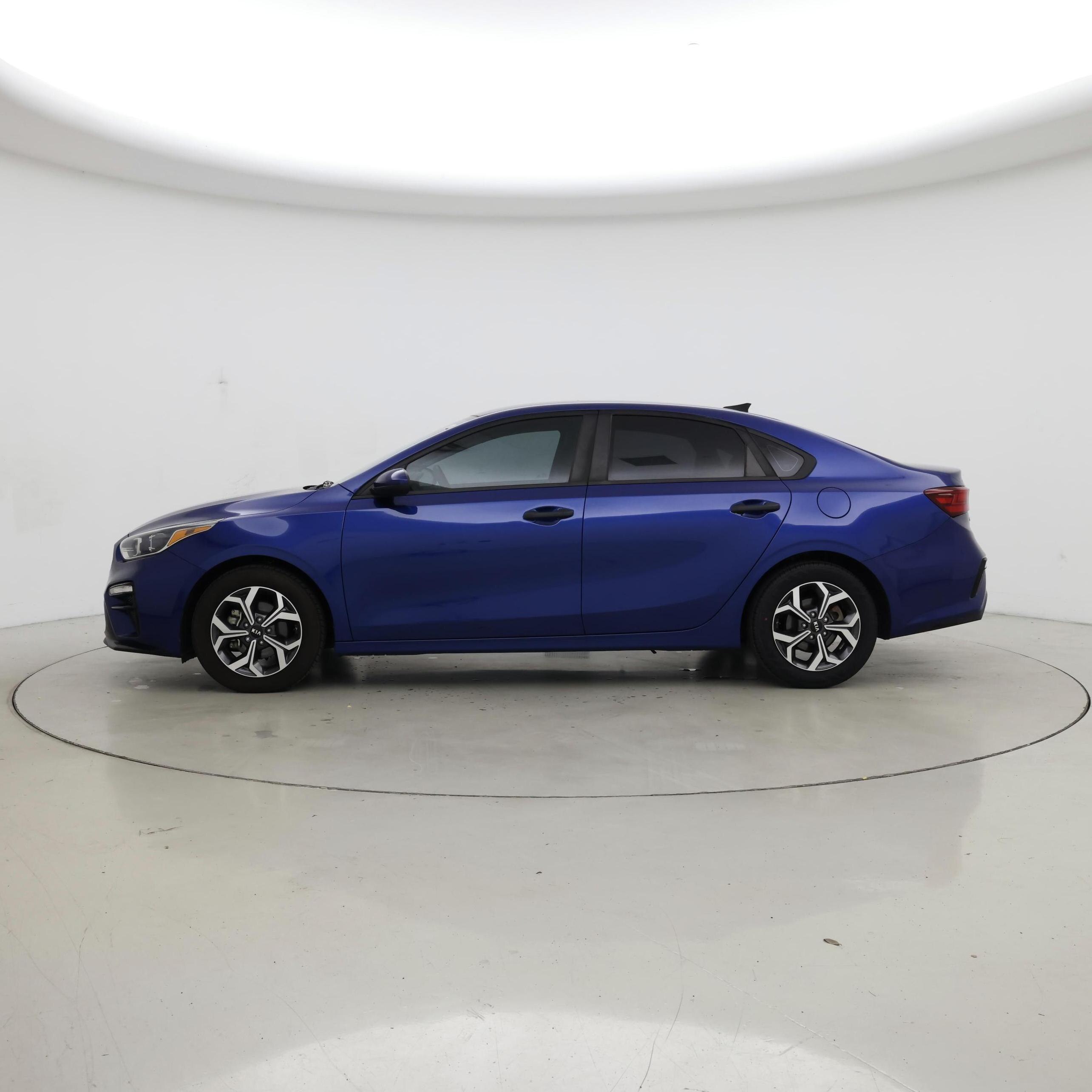 Thumbnail: 2019 Kia Forte - 3
