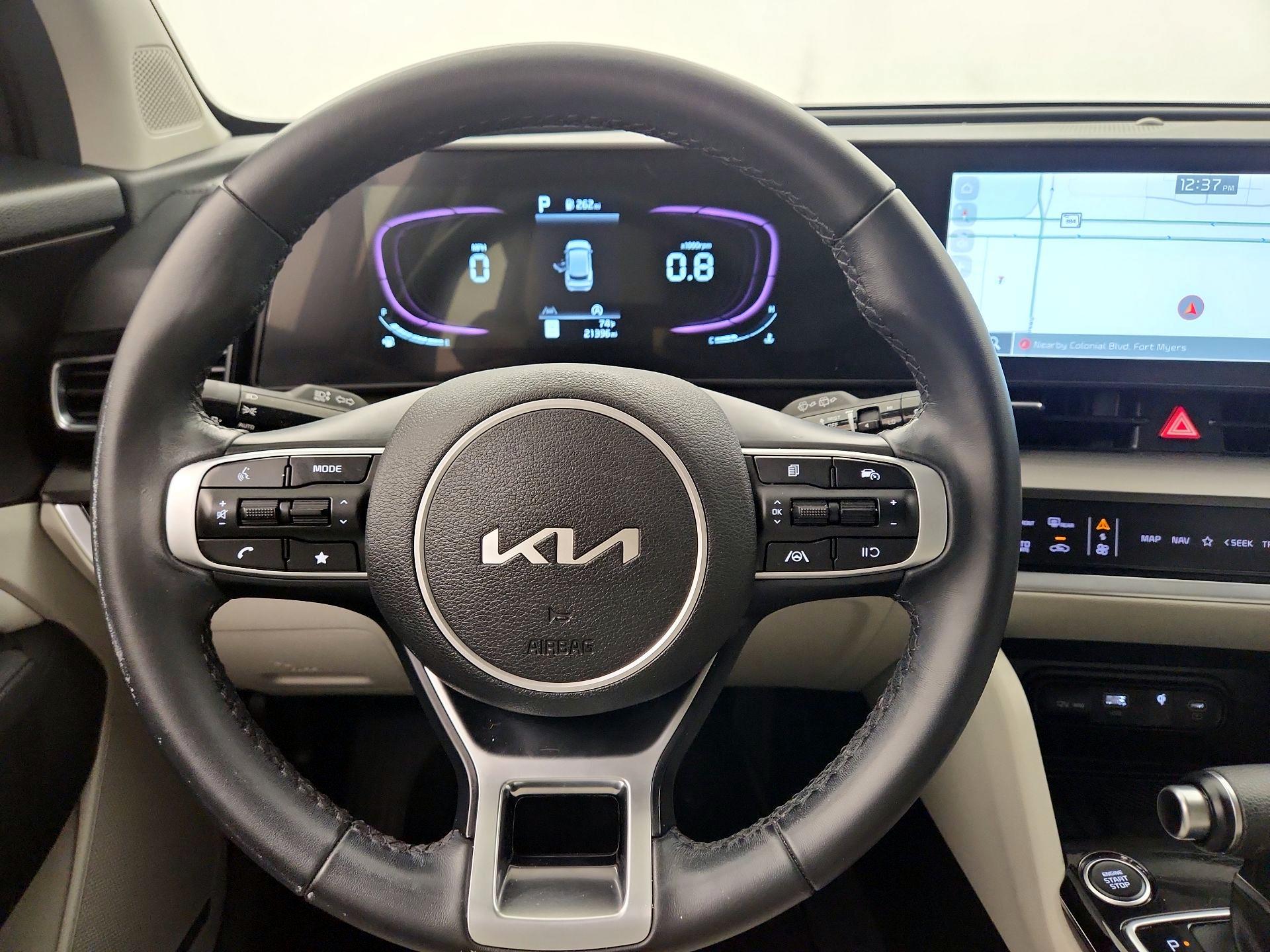 Thumbnail: 2023 Kia Sportage - 10