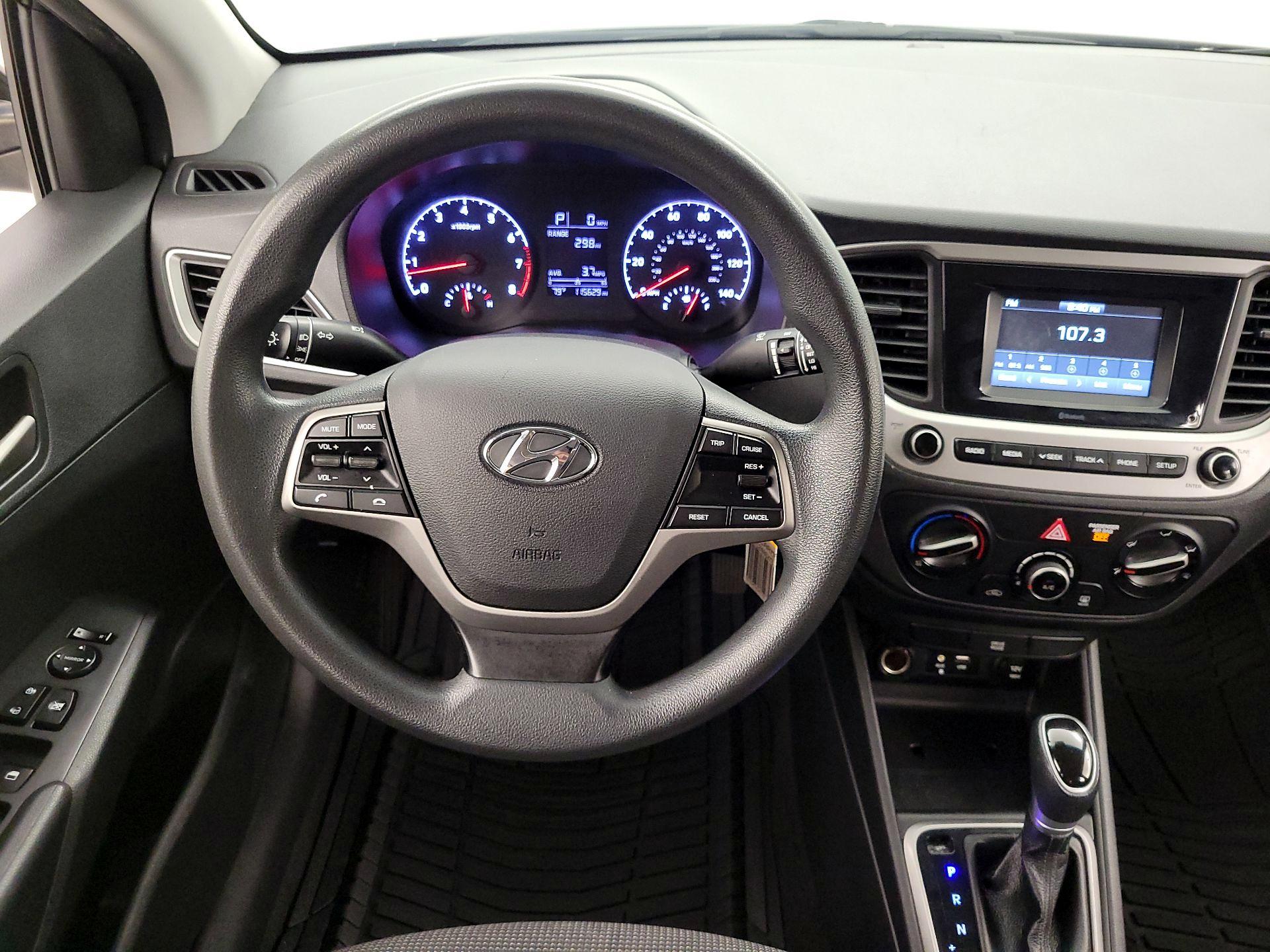 Thumbnail: 2021 Hyundai Accent - 10