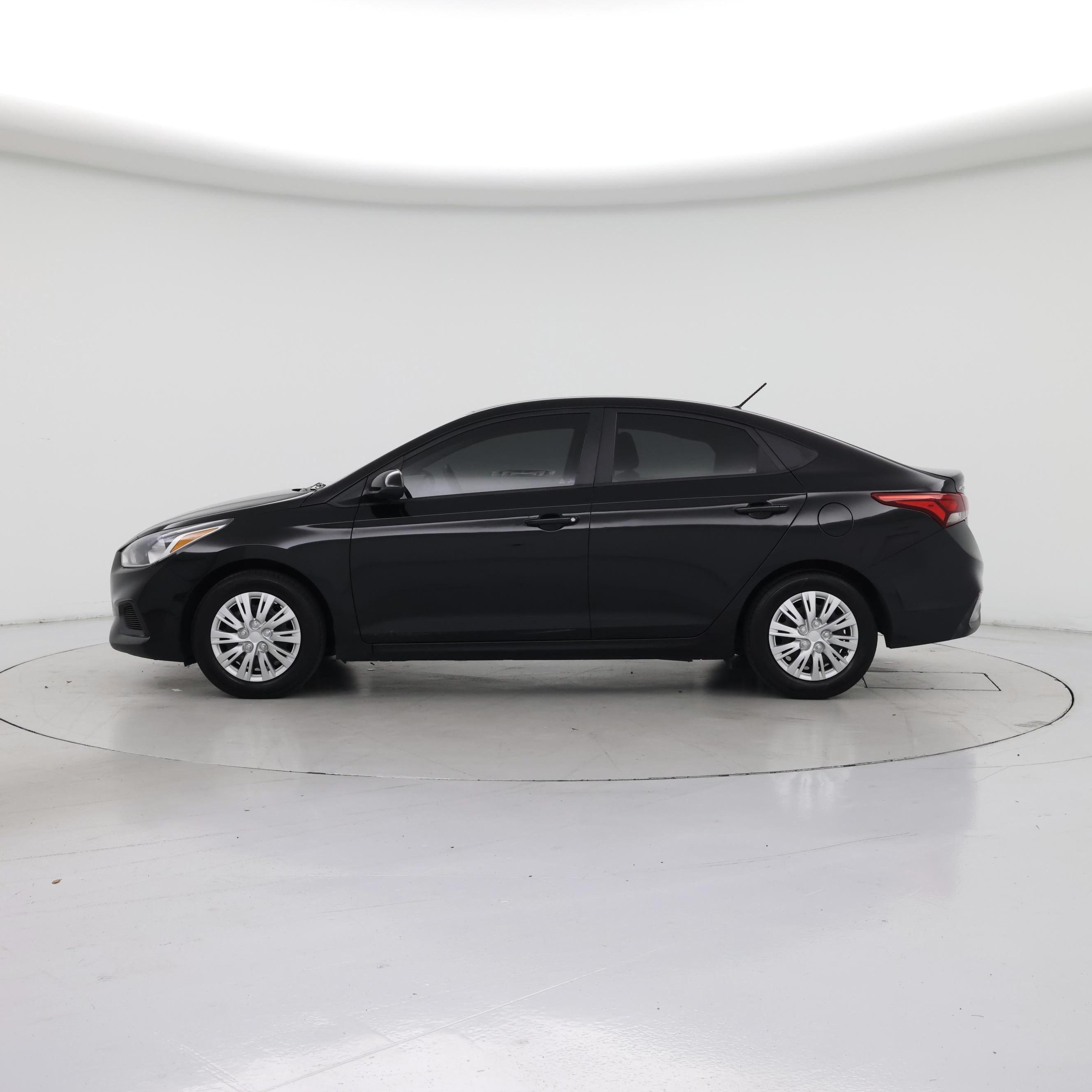 Thumbnail: 2021 Hyundai Accent - 3