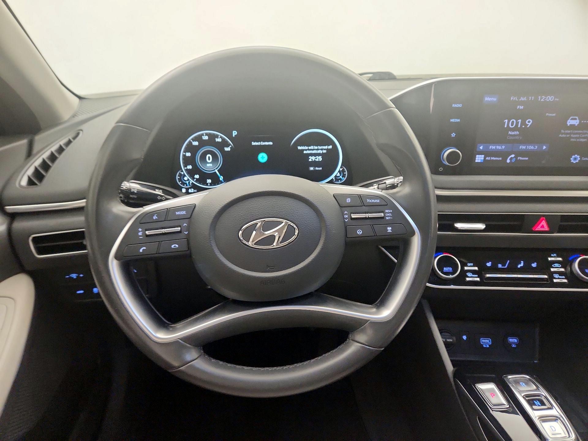 Thumbnail: 2022 Hyundai Sonata - 10