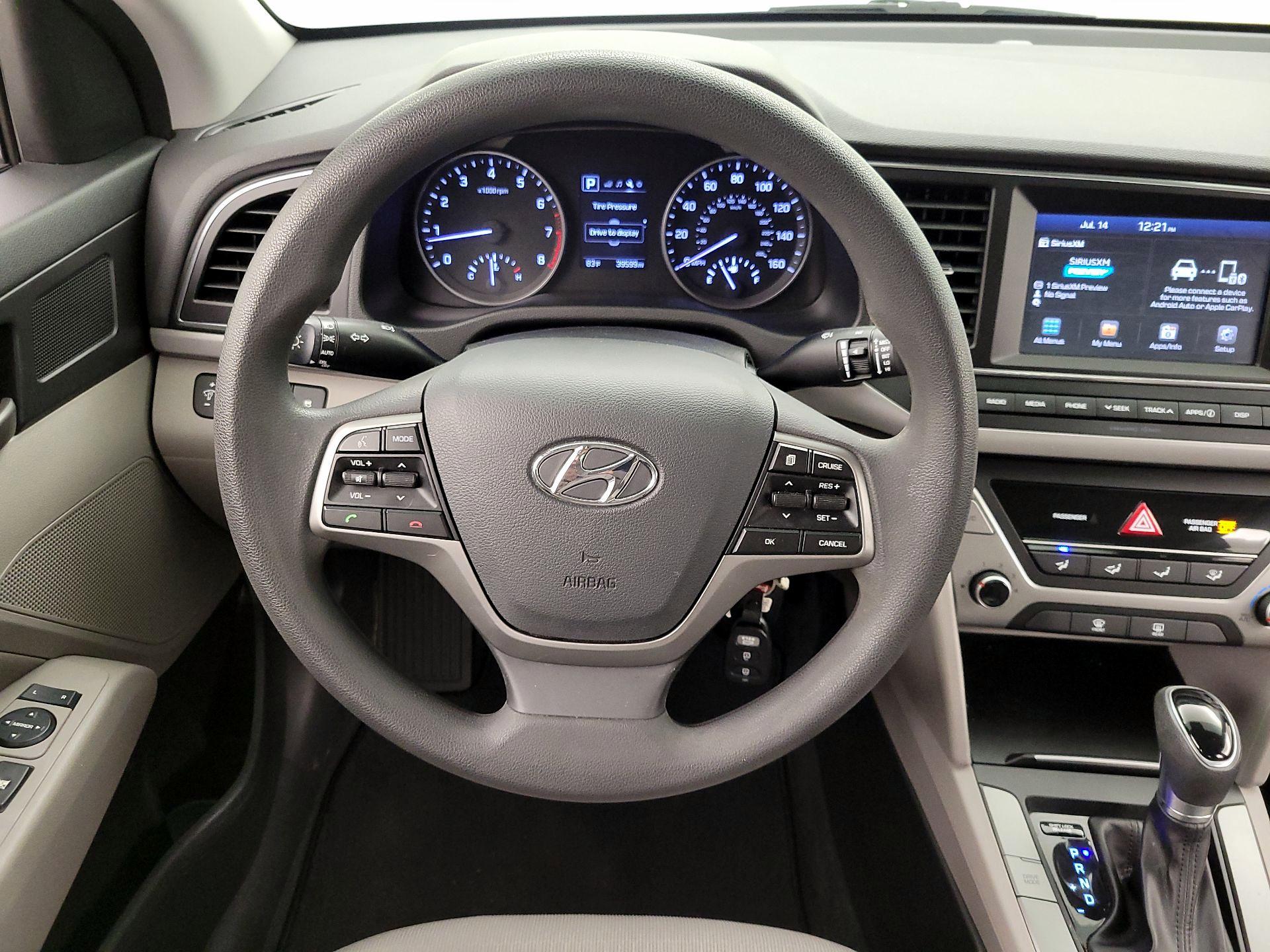 Thumbnail: 2018 Hyundai Elantra - 10