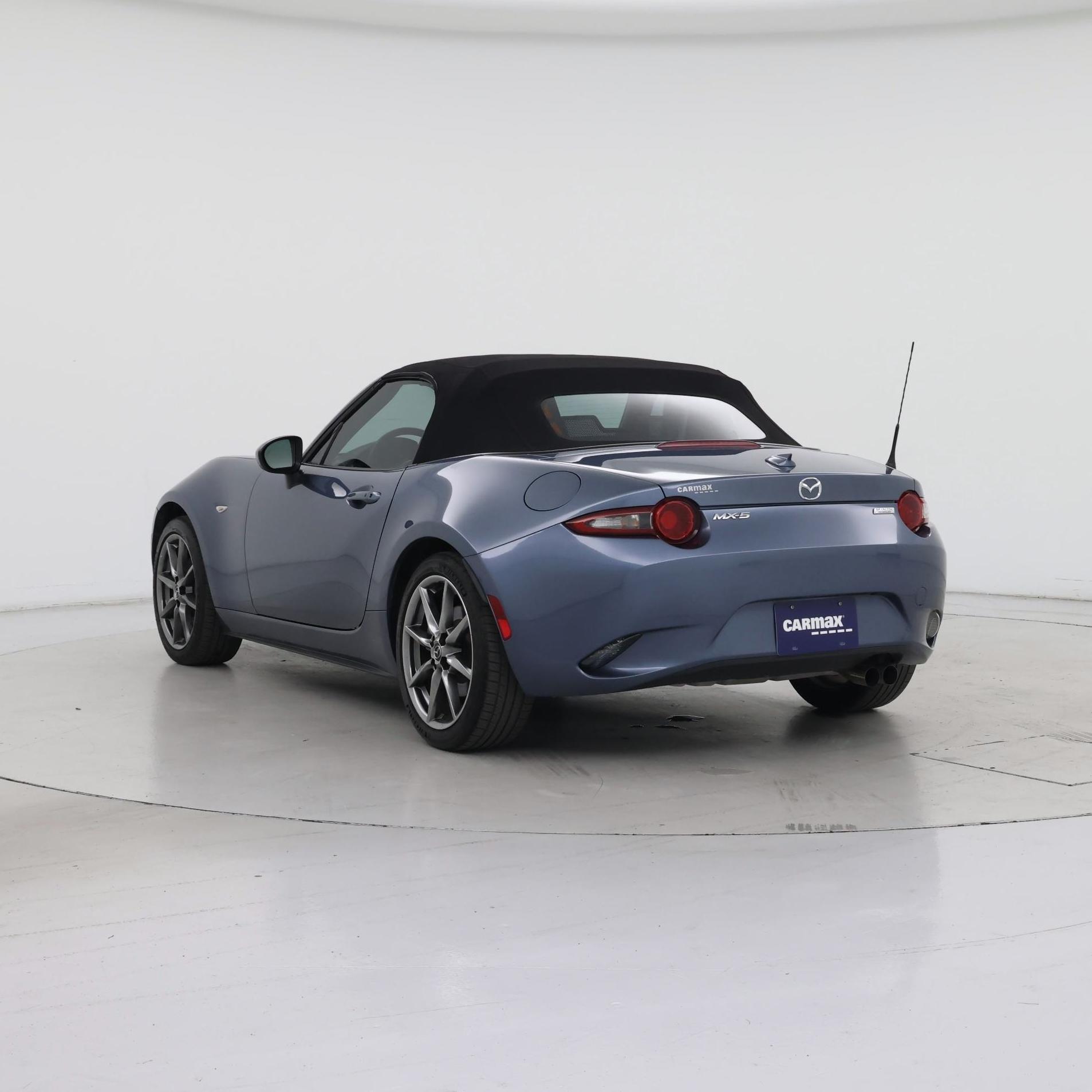 Thumbnail: 2016 Mazda MX-5 Miata - 2
