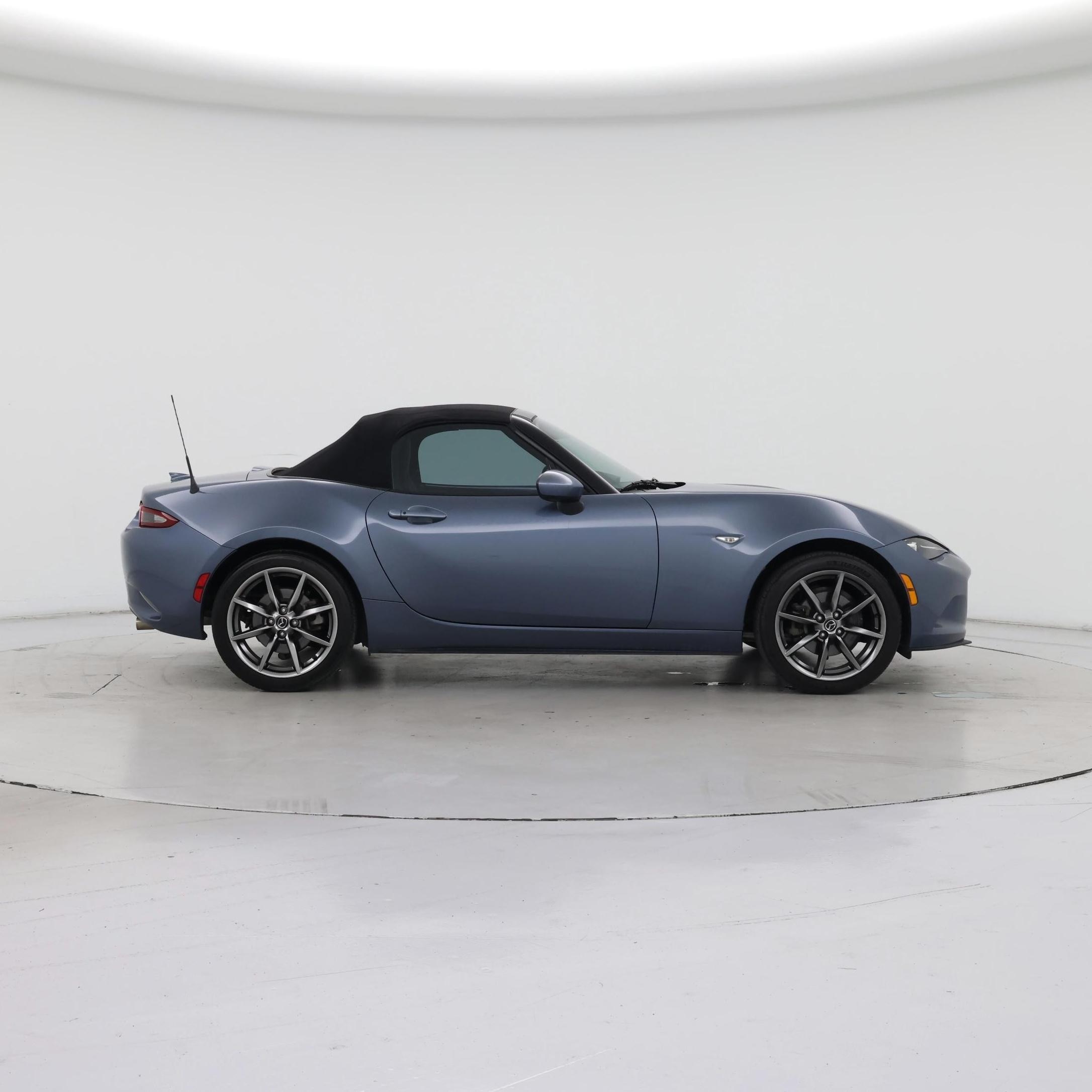 Thumbnail: 2016 Mazda MX-5 Miata - 7