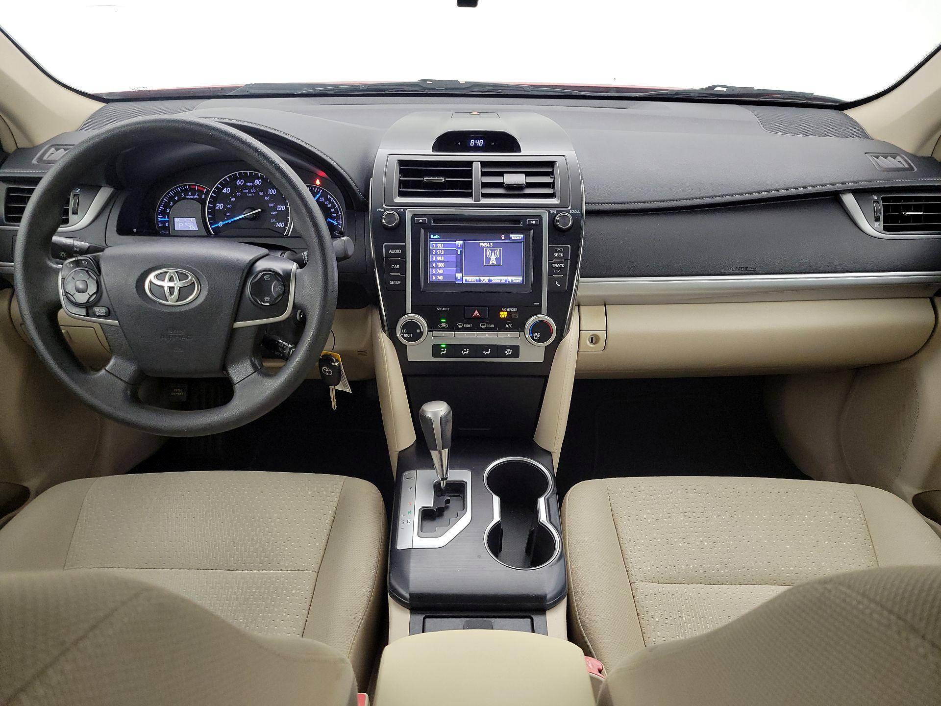 Thumbnail: 2014 Toyota Camry - 9