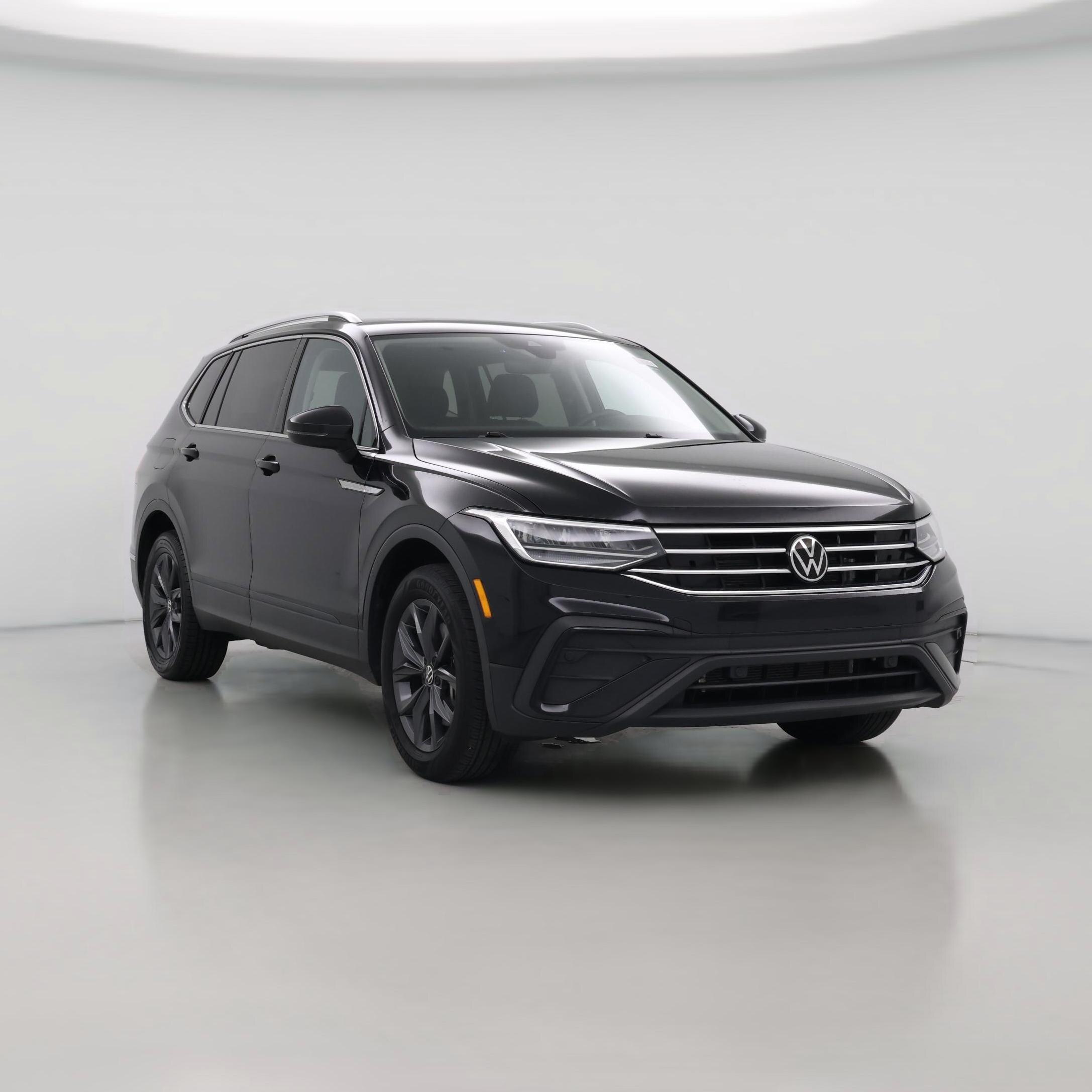 Thumbnail: 2023 Volkswagen Tiguan - 1