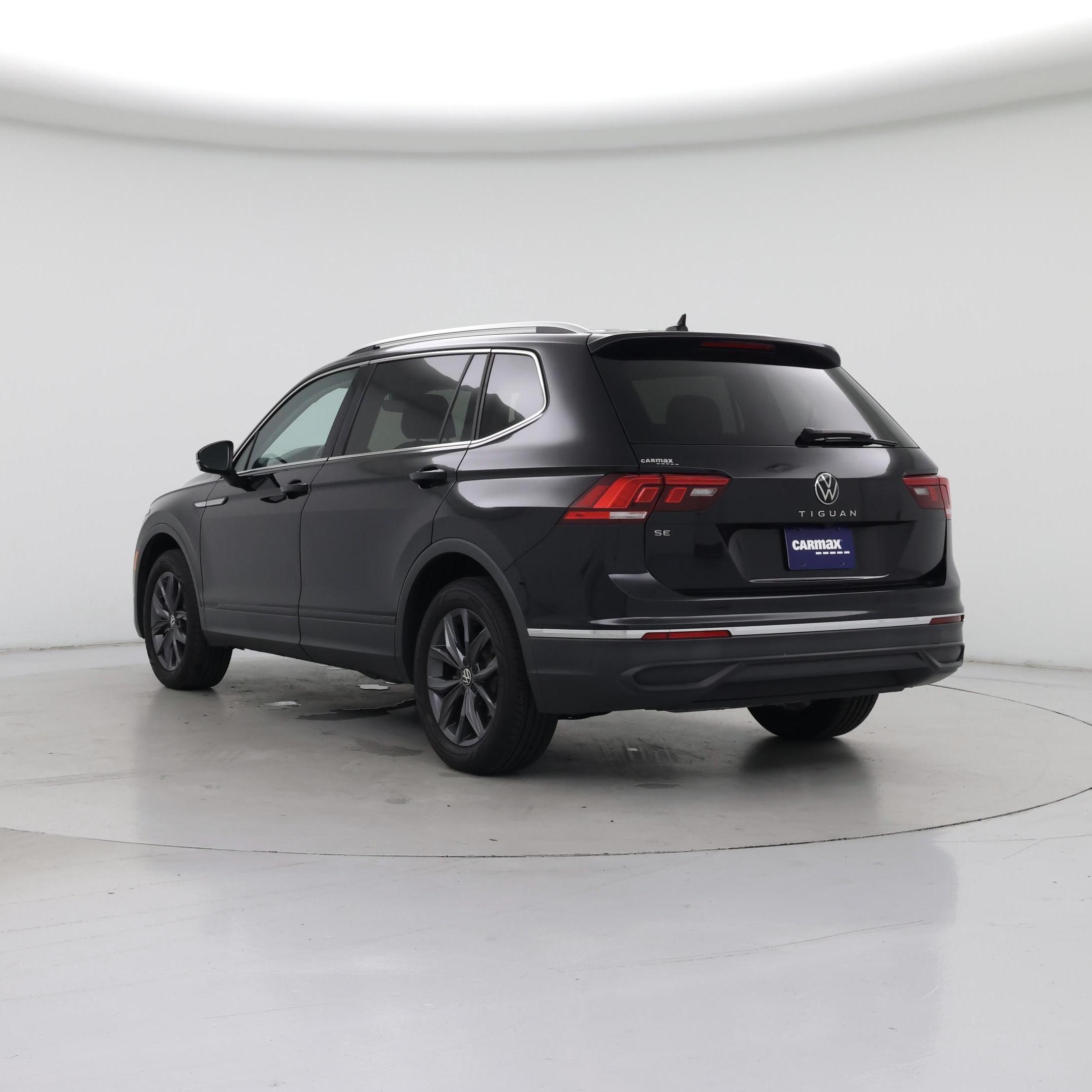 Thumbnail: 2023 Volkswagen Tiguan - 2