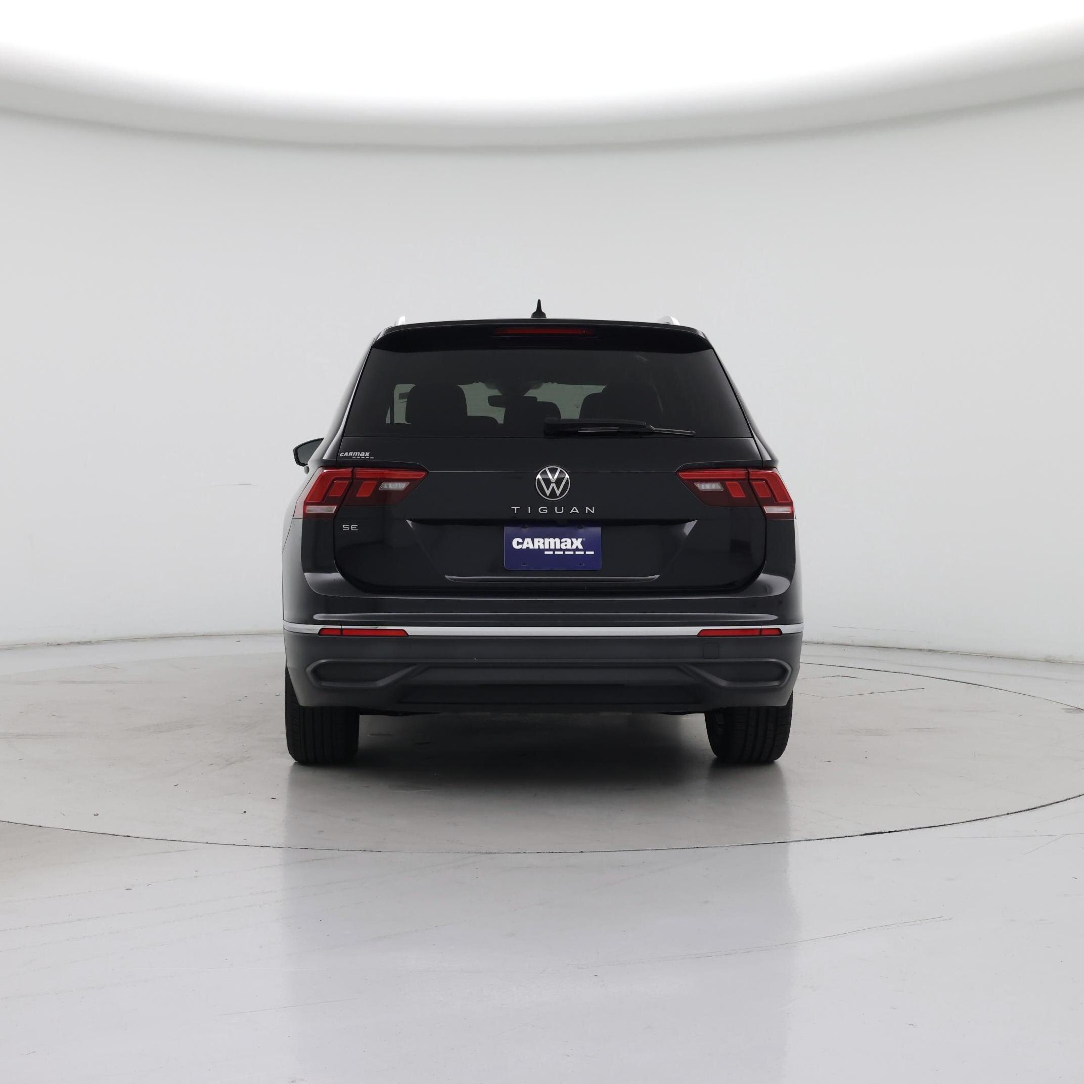 Thumbnail: 2023 Volkswagen Tiguan - 6