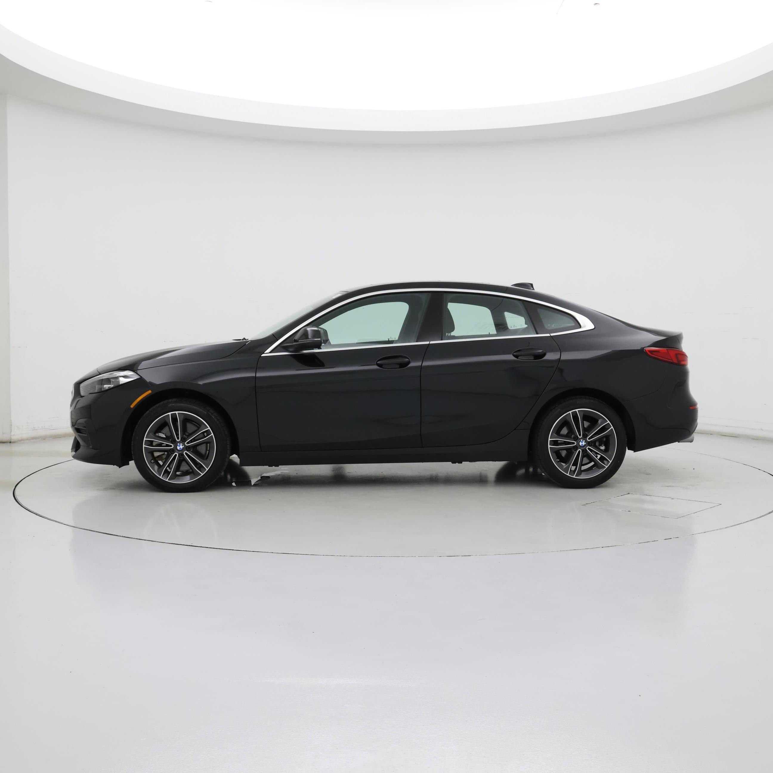 Thumbnail: 2024 BMW 2 Series - 3