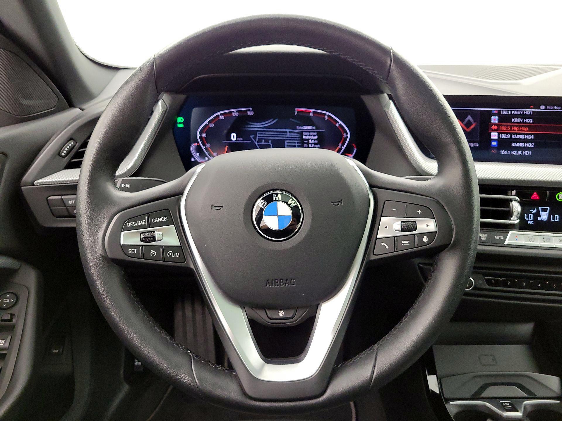Thumbnail: 2024 BMW 2 Series - 10