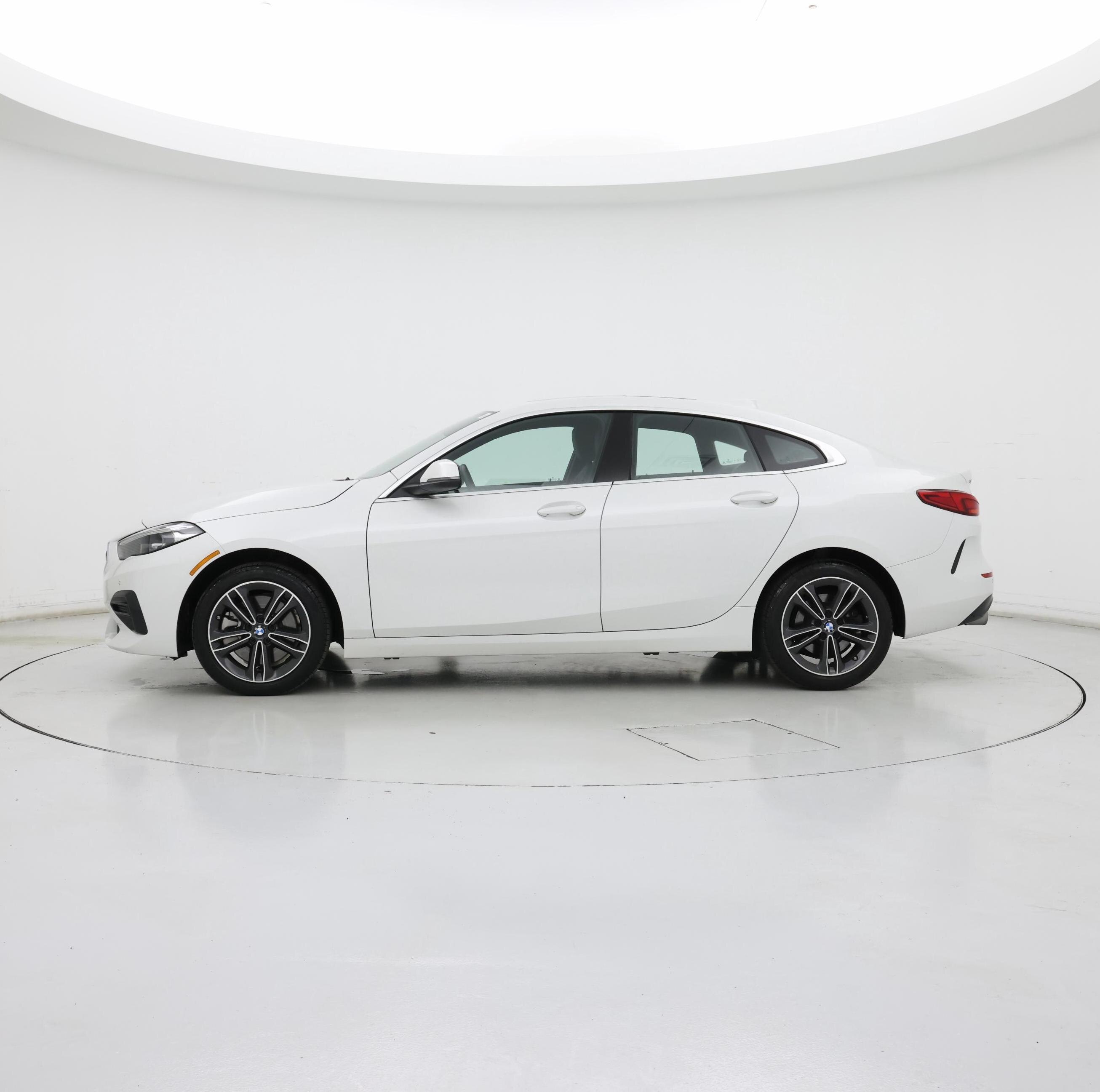 Thumbnail: 2024 BMW 2 Series - 3