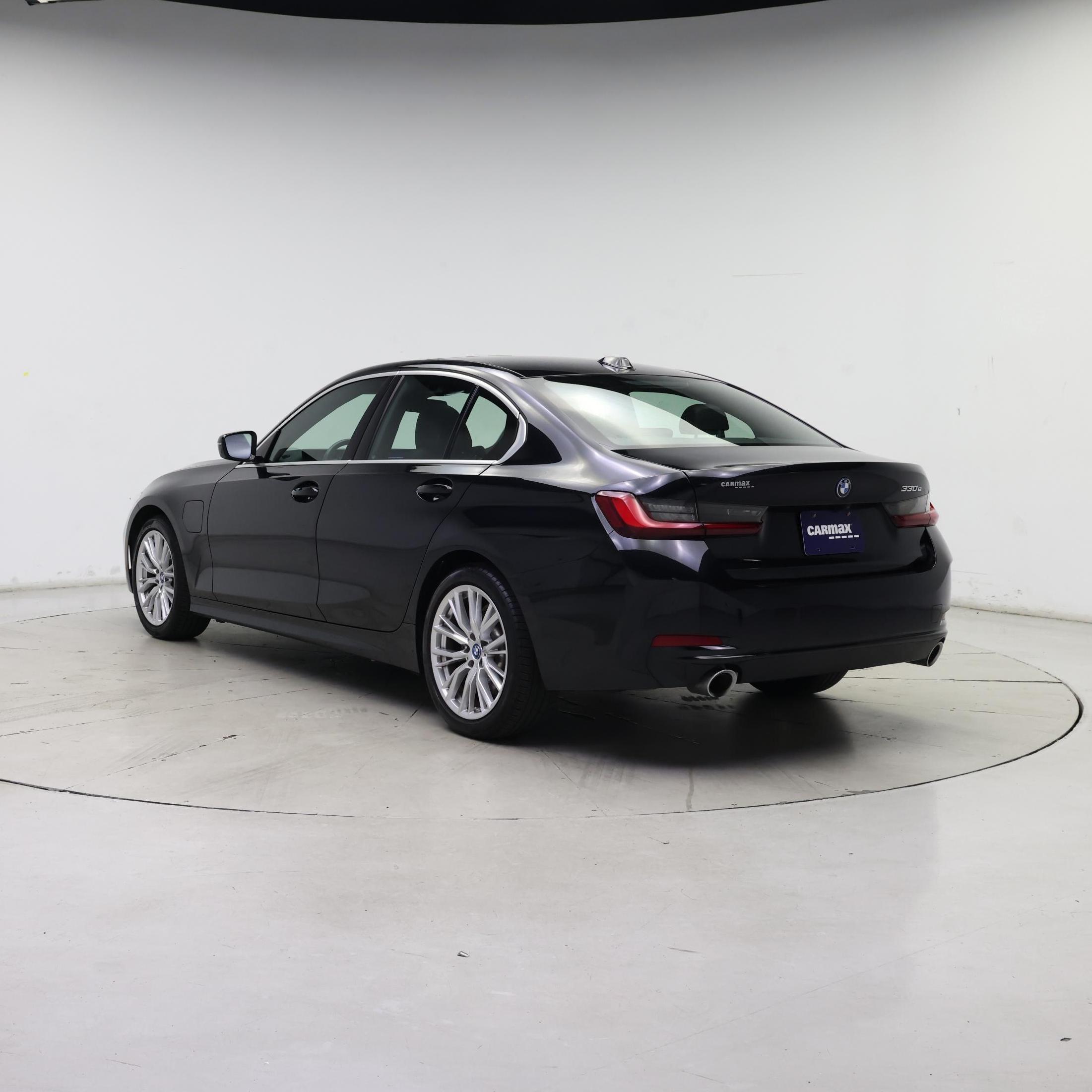 Thumbnail: 2024 BMW 3 Series - 2