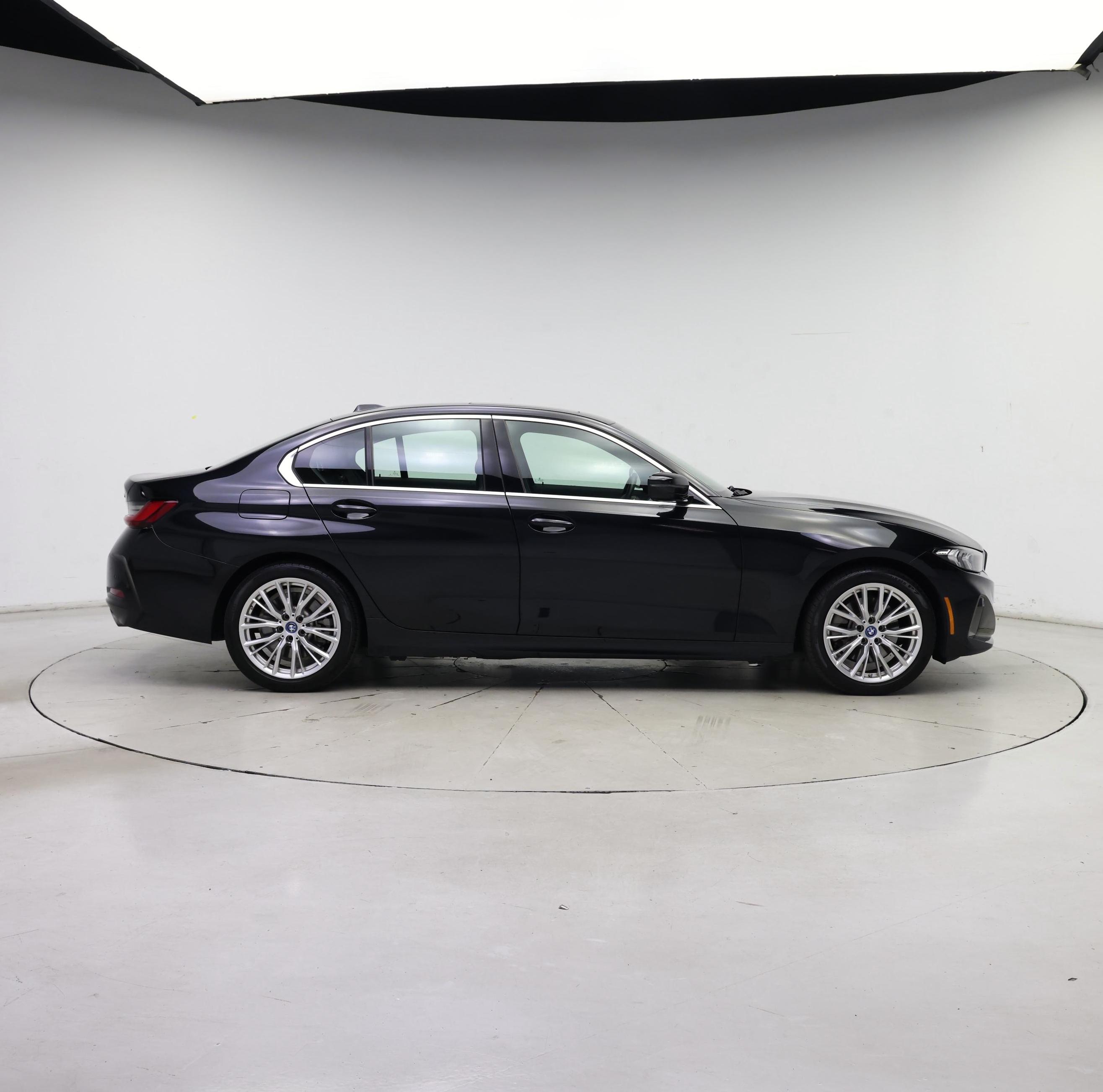Thumbnail: 2024 BMW 3 Series - 7