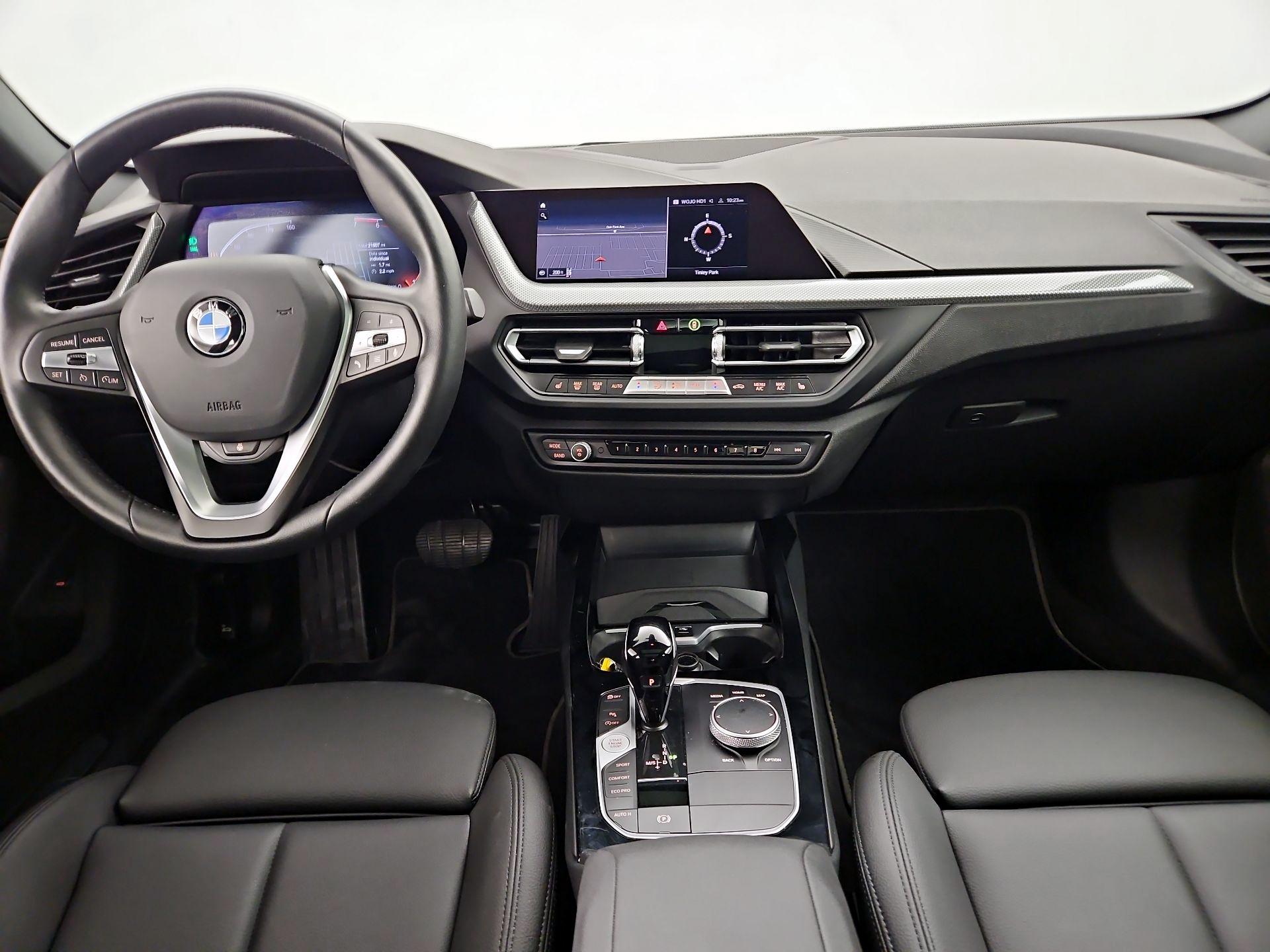 Thumbnail: 2024 BMW 2 Series - 9