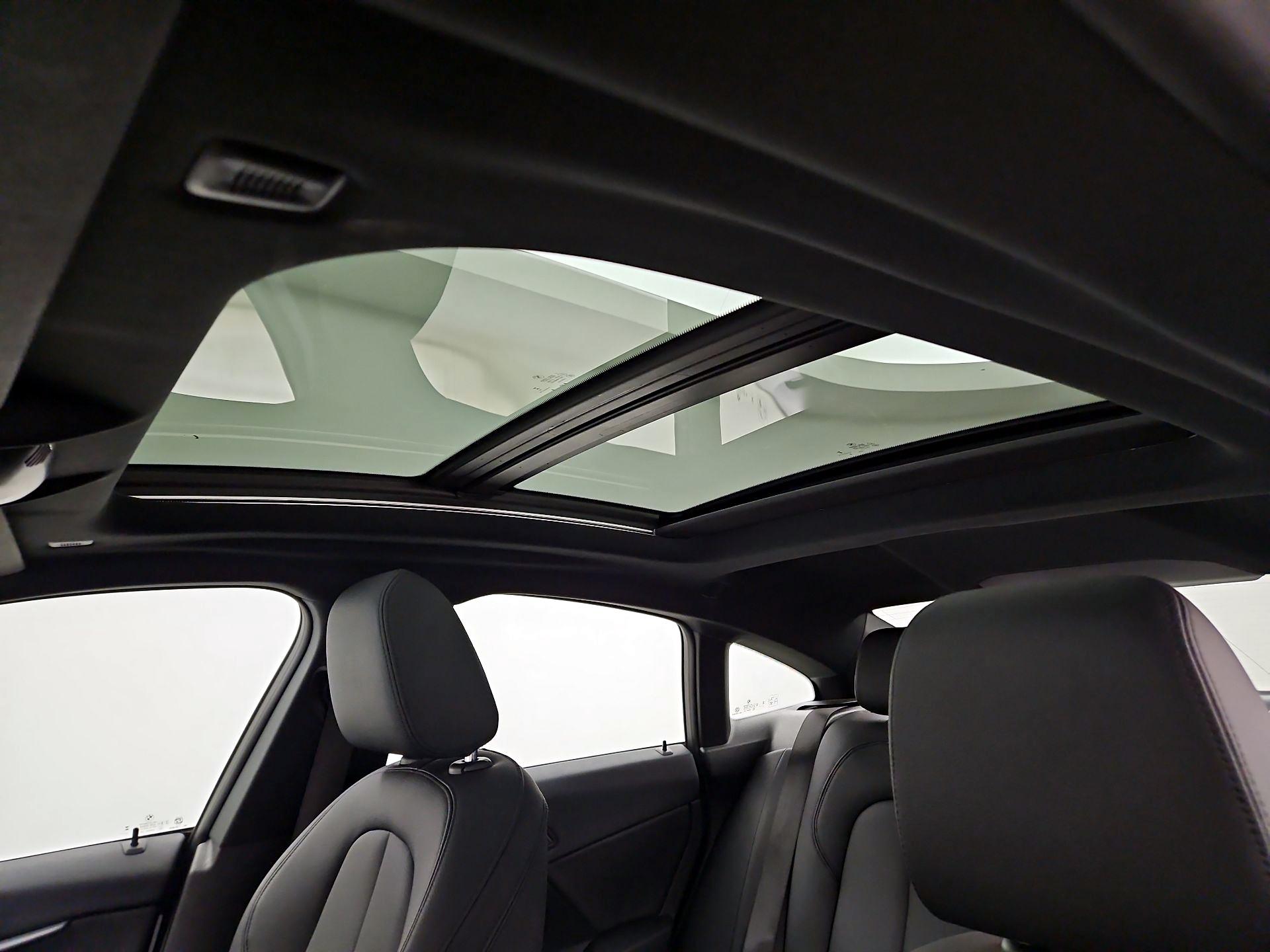 Thumbnail: 2024 BMW 2 Series - 20