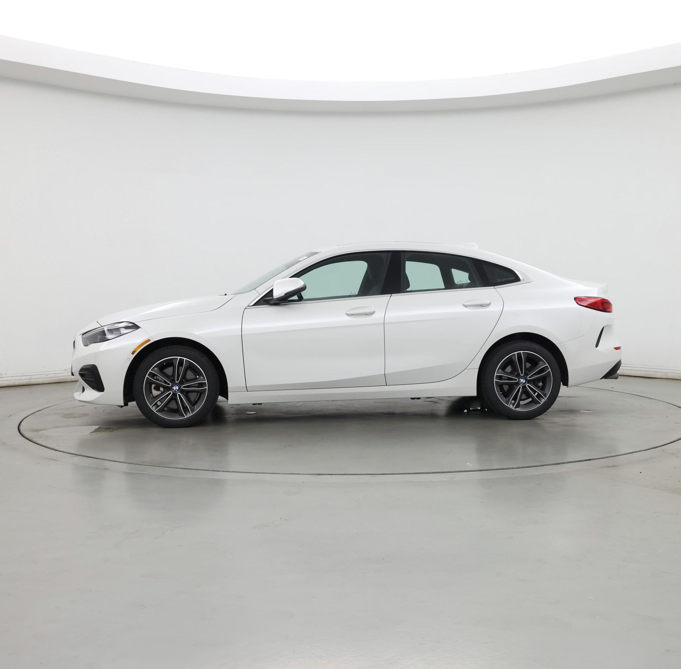 Thumbnail: 2024 BMW 2 Series - 3