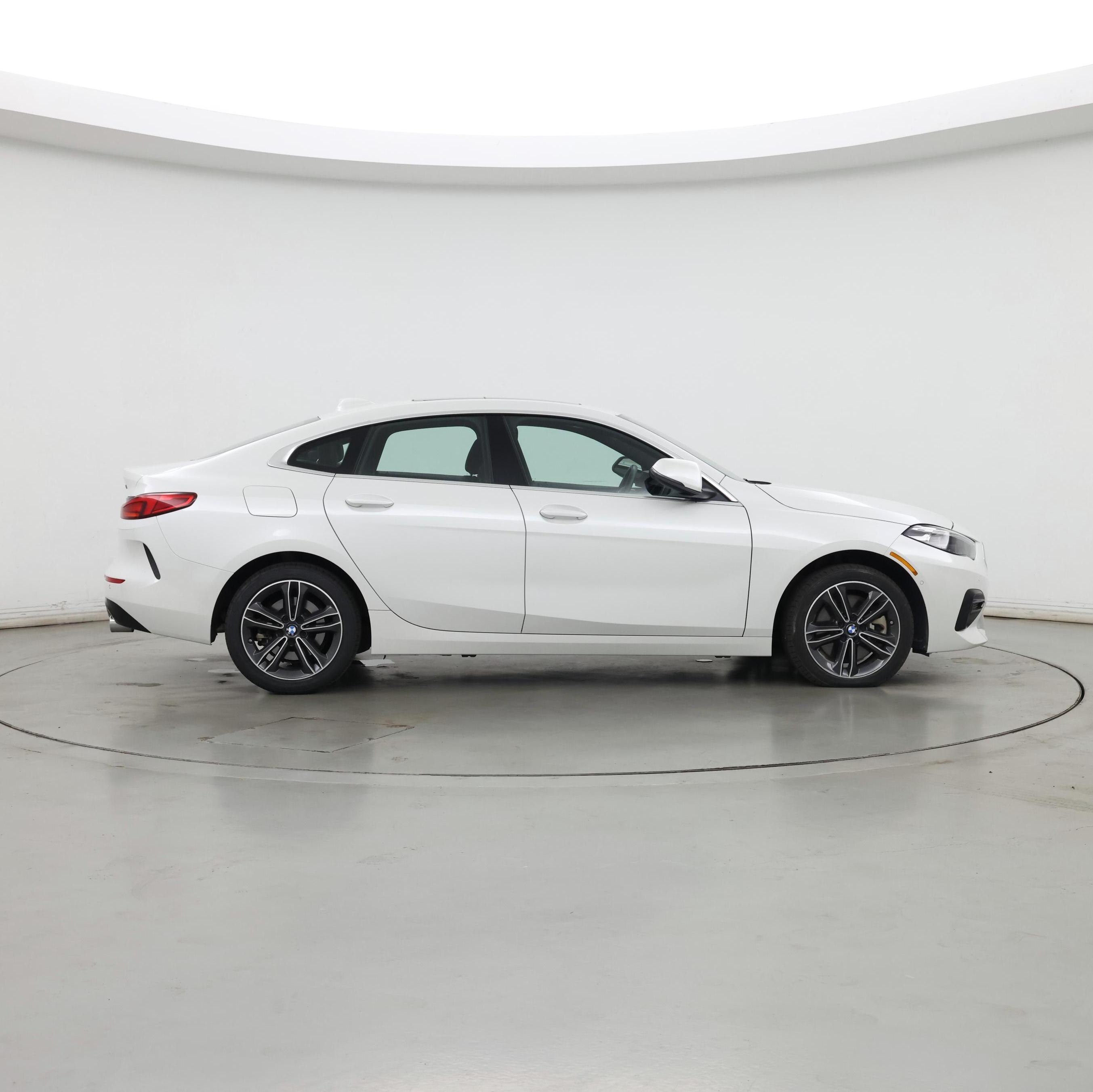 Thumbnail: 2024 BMW 2 Series - 7