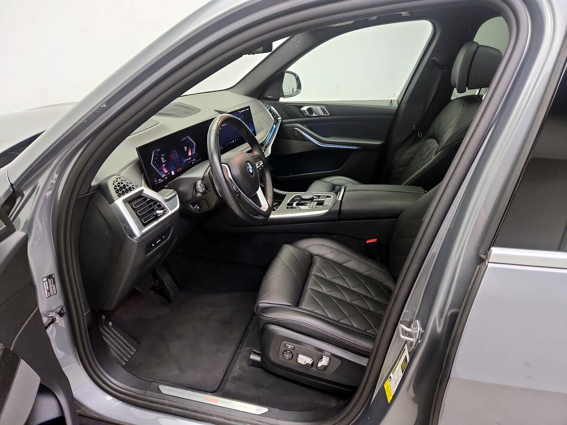 Thumbnail: 2024 BMW X5 - 11