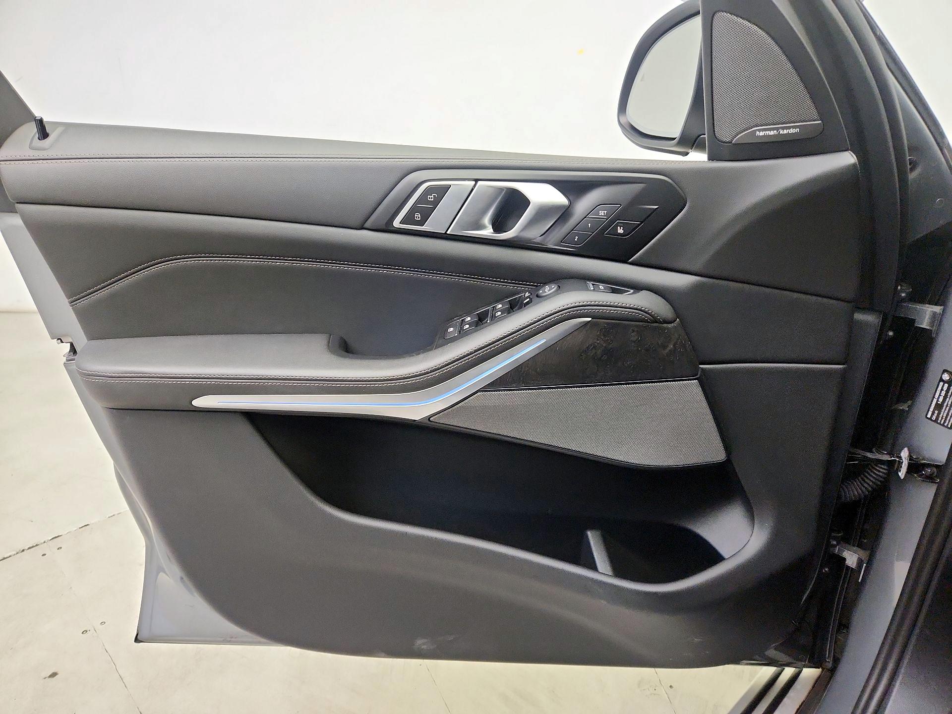 Thumbnail: 2024 BMW X5 - 12