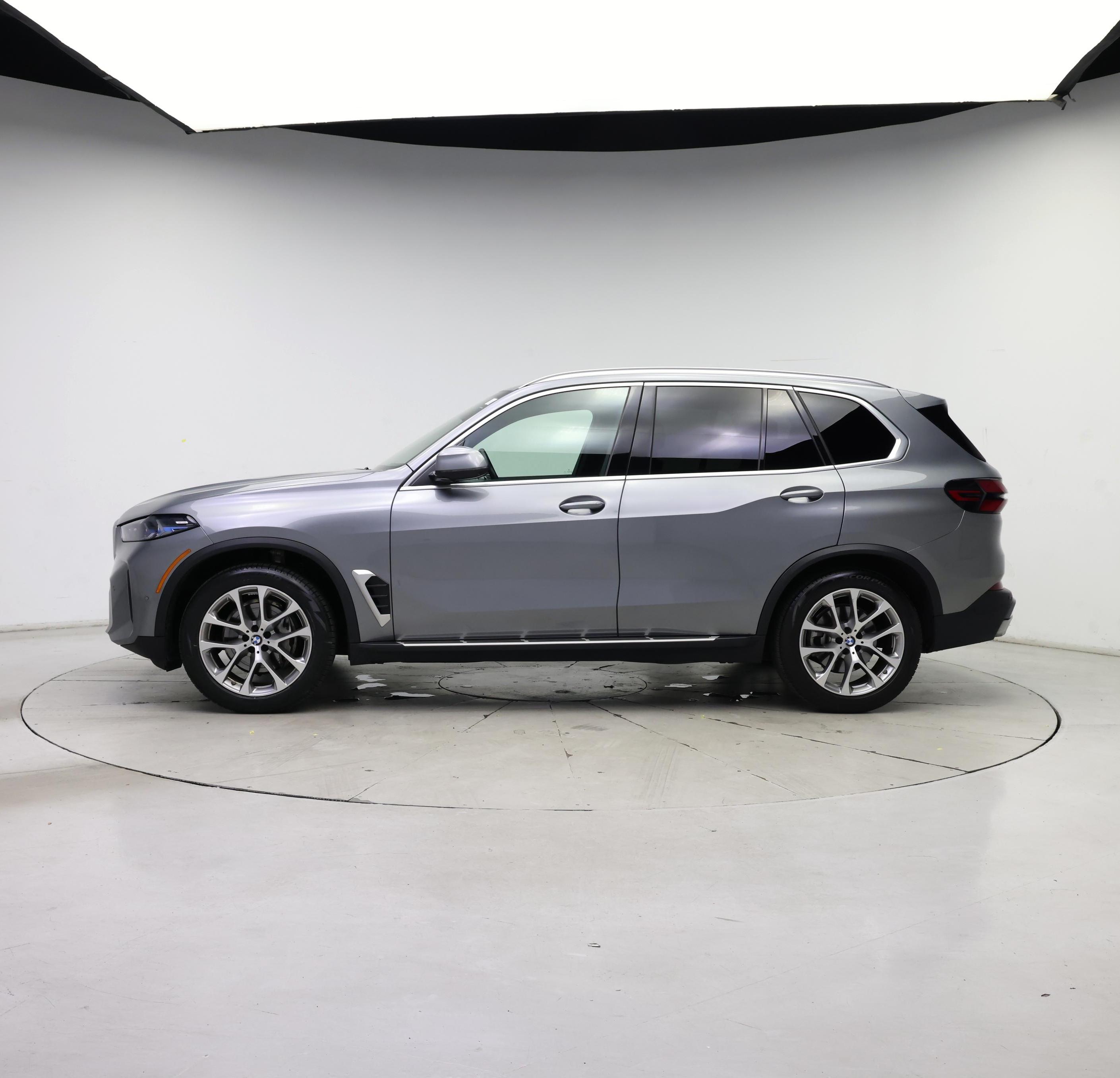 Thumbnail: 2024 BMW X5 - 3