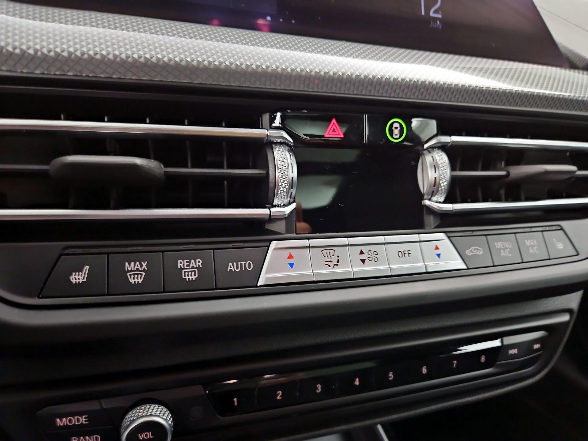 Thumbnail: 2024 BMW 2 Series - 17