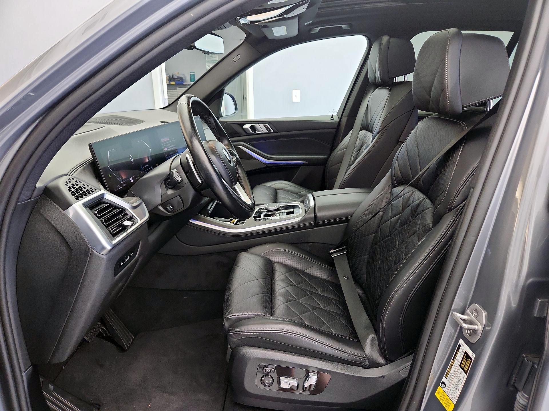 Thumbnail: 2024 BMW X5 - 11