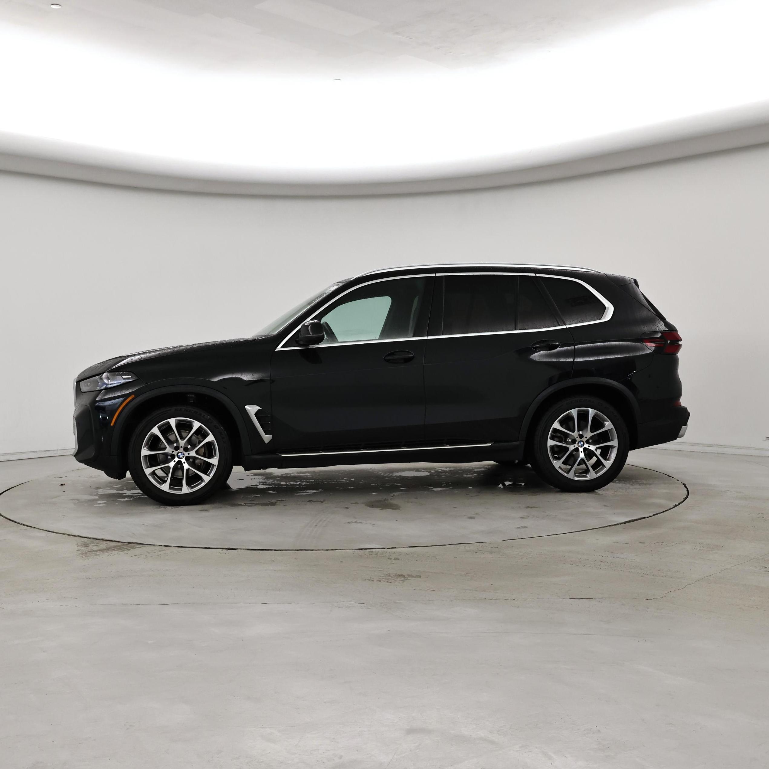 Thumbnail: 2024 BMW X5 - 3