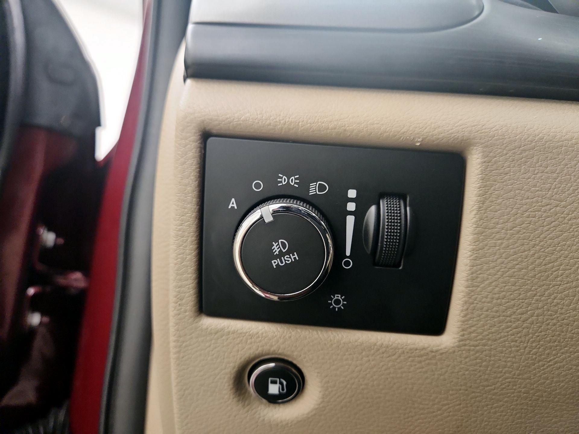 Thumbnail: 2021 Jeep Grand Cherokee - 13