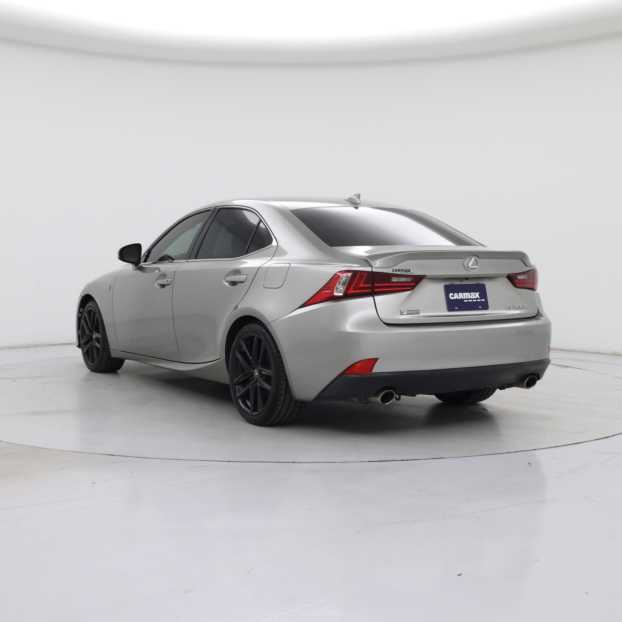 Thumbnail: 2016 Lexus IS - 2