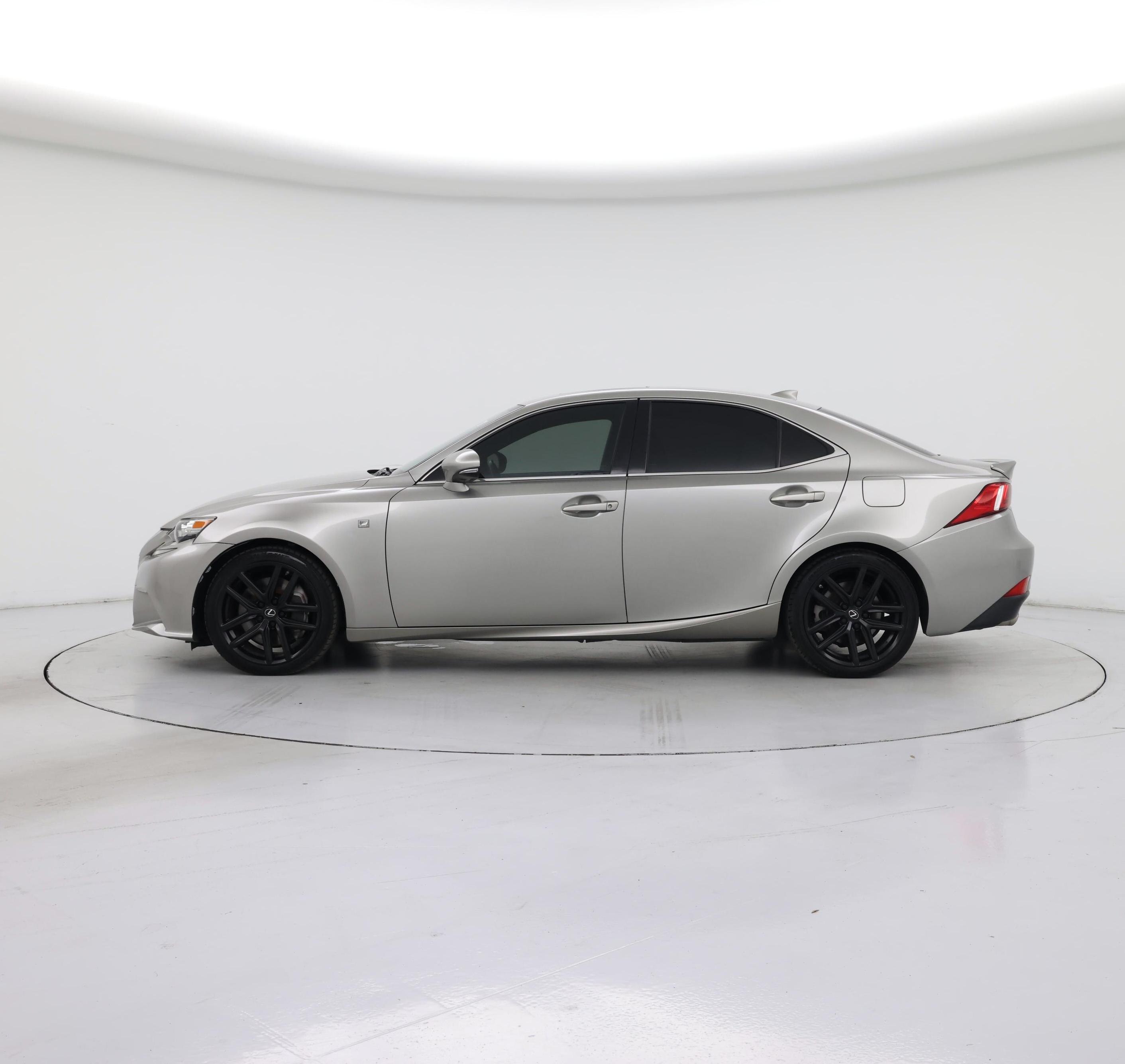 Thumbnail: 2016 Lexus IS - 3