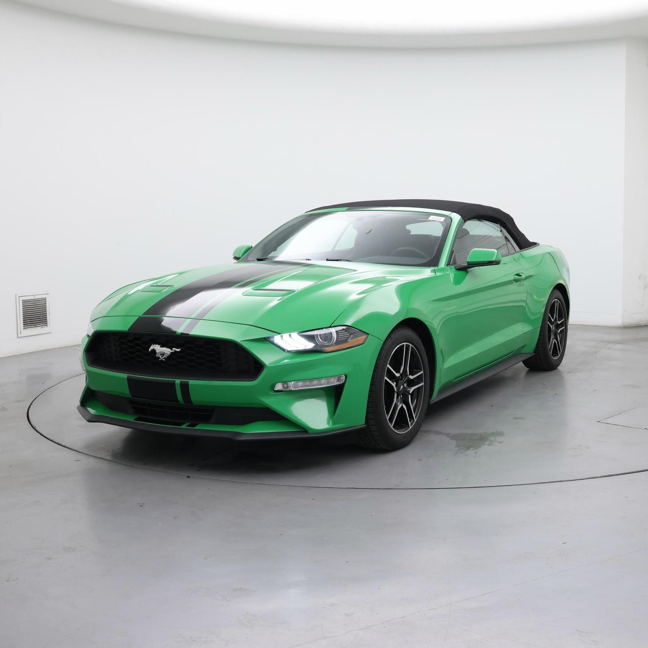 Thumbnail: 2019 Ford Mustang - 4