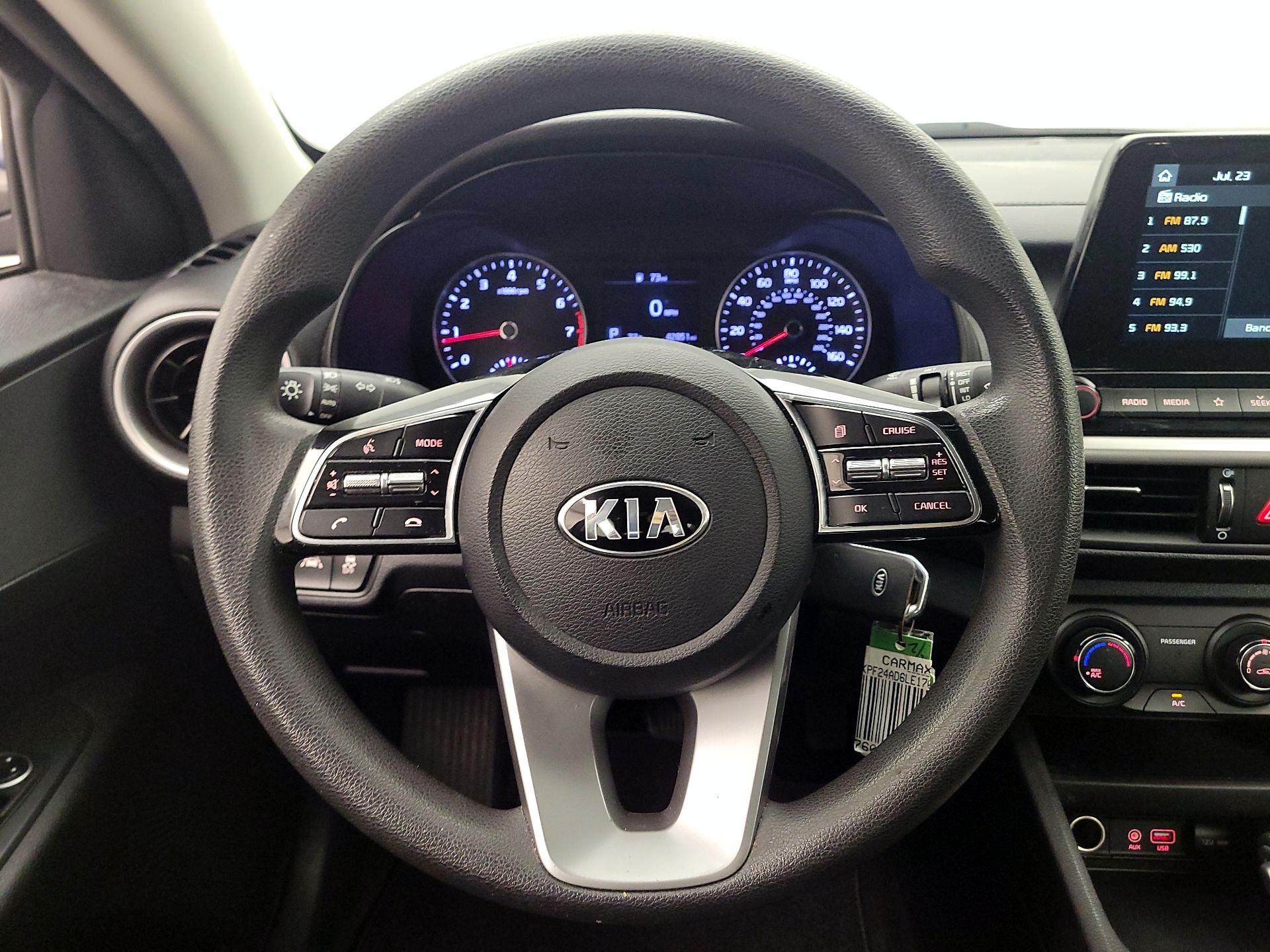 Thumbnail: 2020 Kia Forte - 10