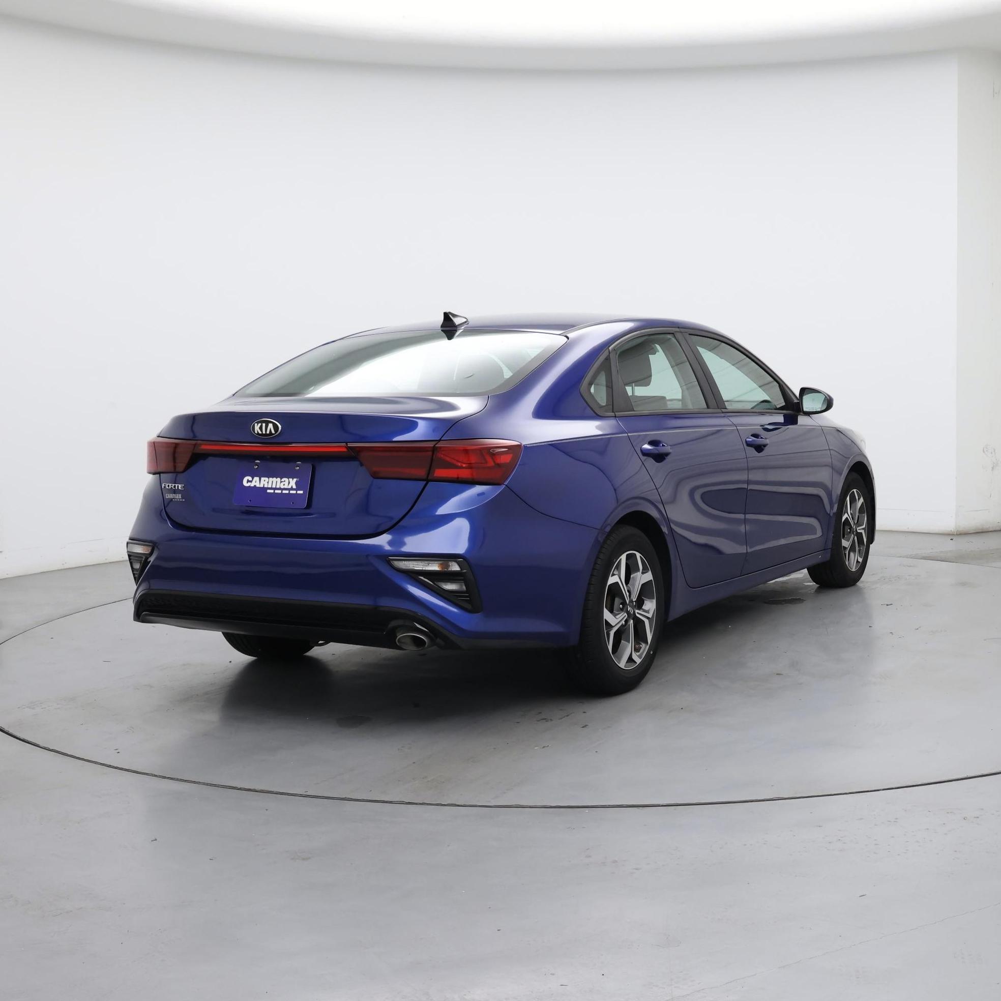 Thumbnail: 2020 Kia Forte - 8