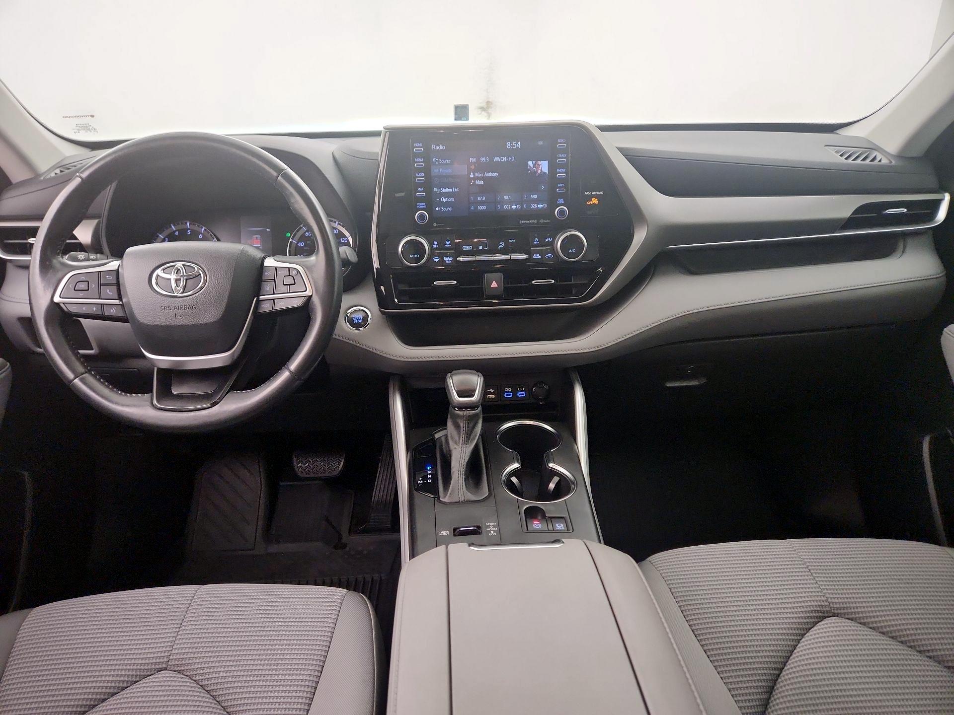 Thumbnail: 2022 Toyota Highlander - 9