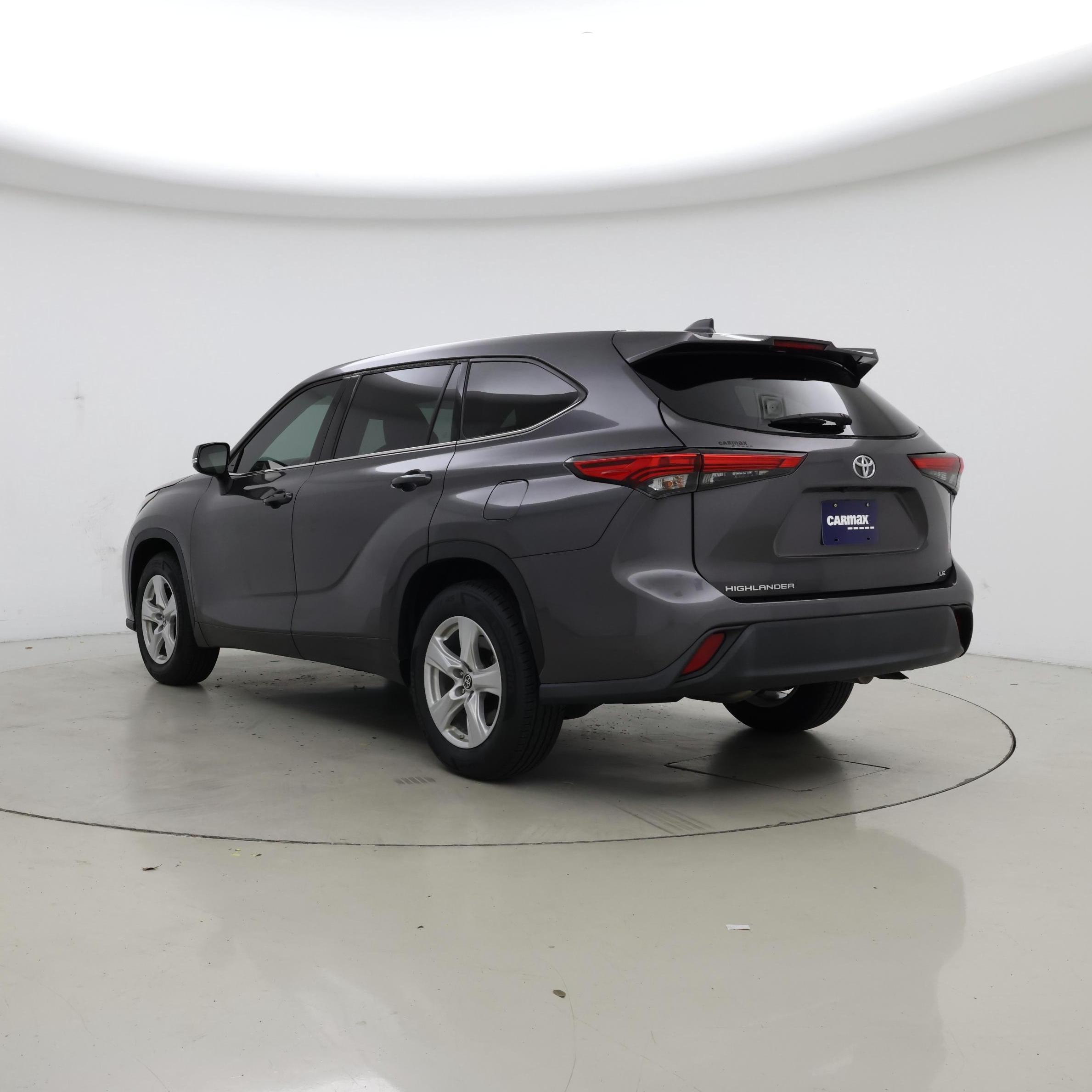 Thumbnail: 2022 Toyota Highlander - 2