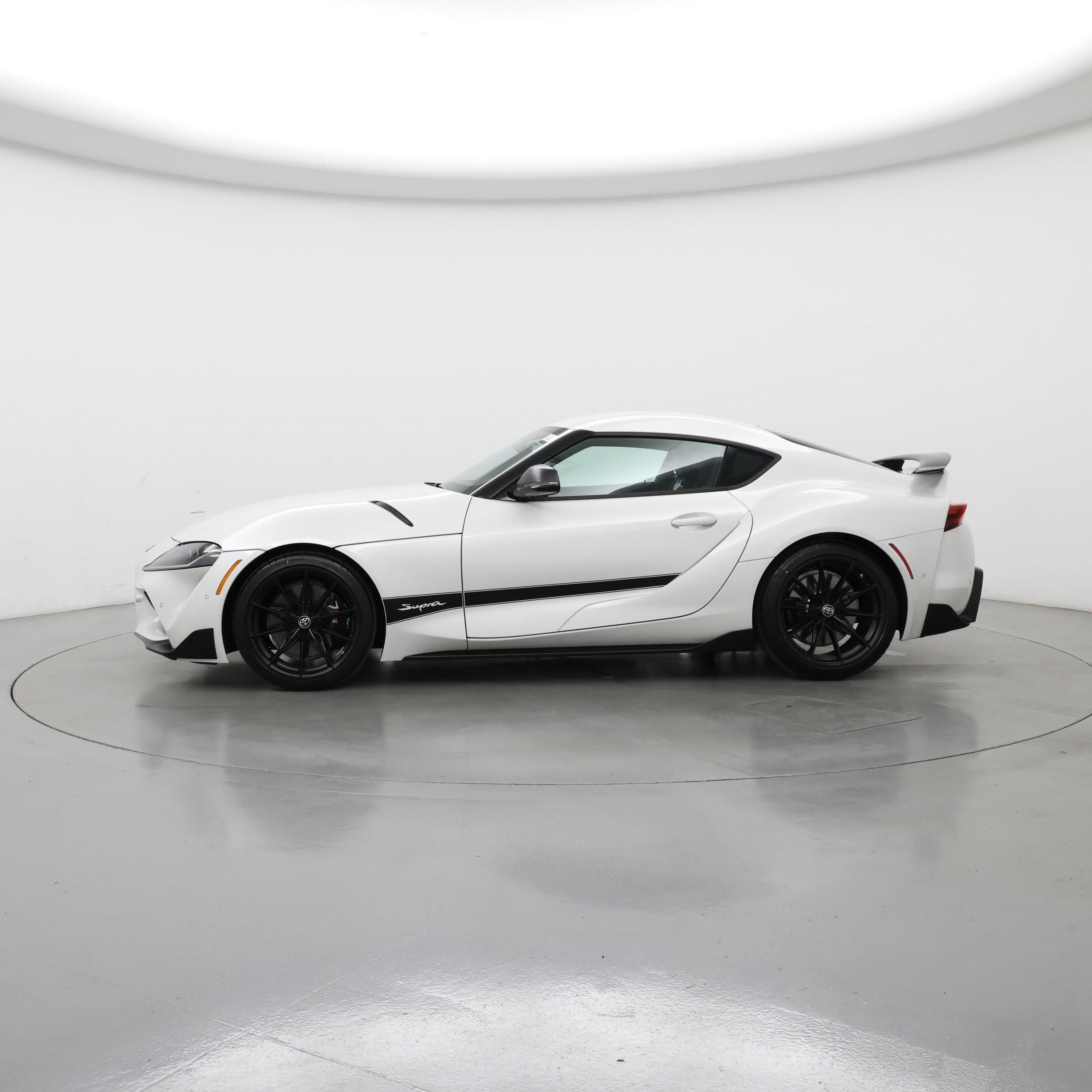 Thumbnail: 2024 Toyota Supra - 3