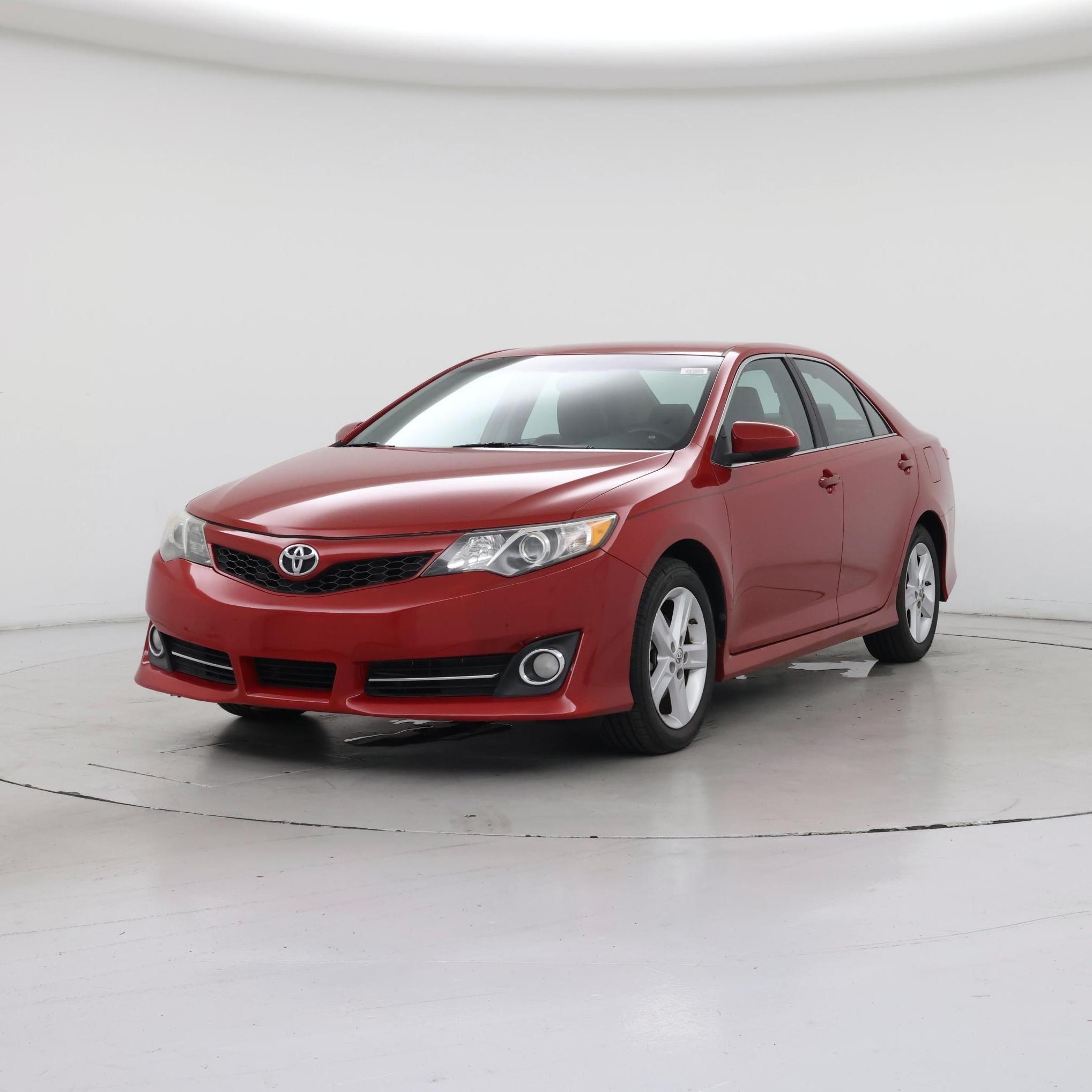 Thumbnail: 2013 Toyota Camry - 4