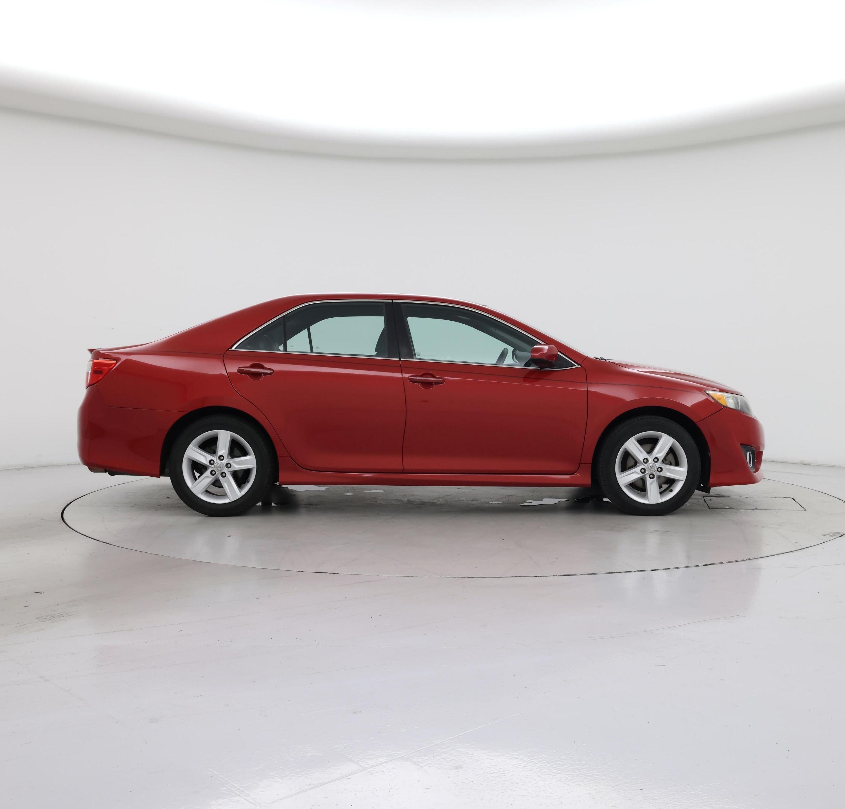 Thumbnail: 2013 Toyota Camry - 7