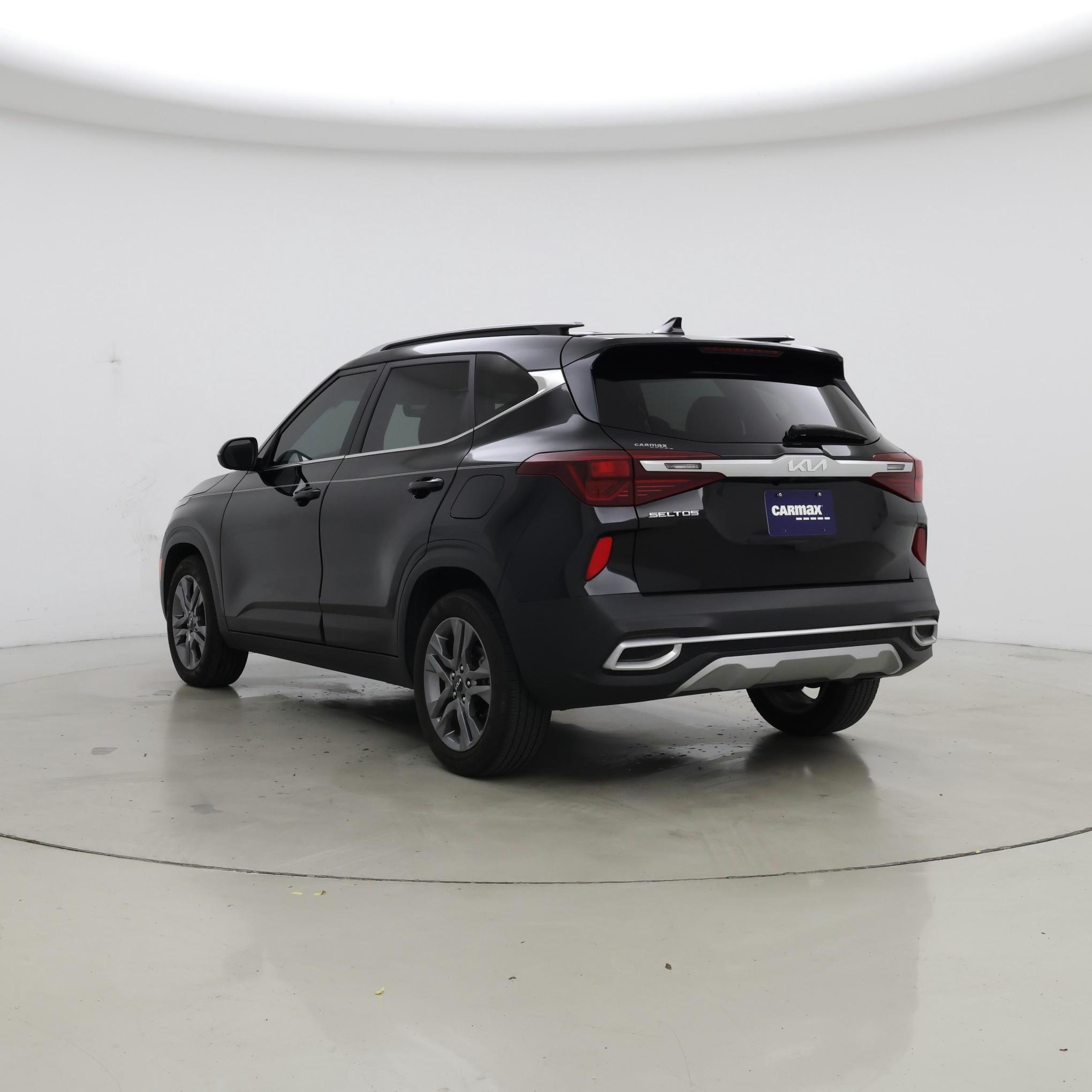 Thumbnail: 2022 Kia Seltos - 2