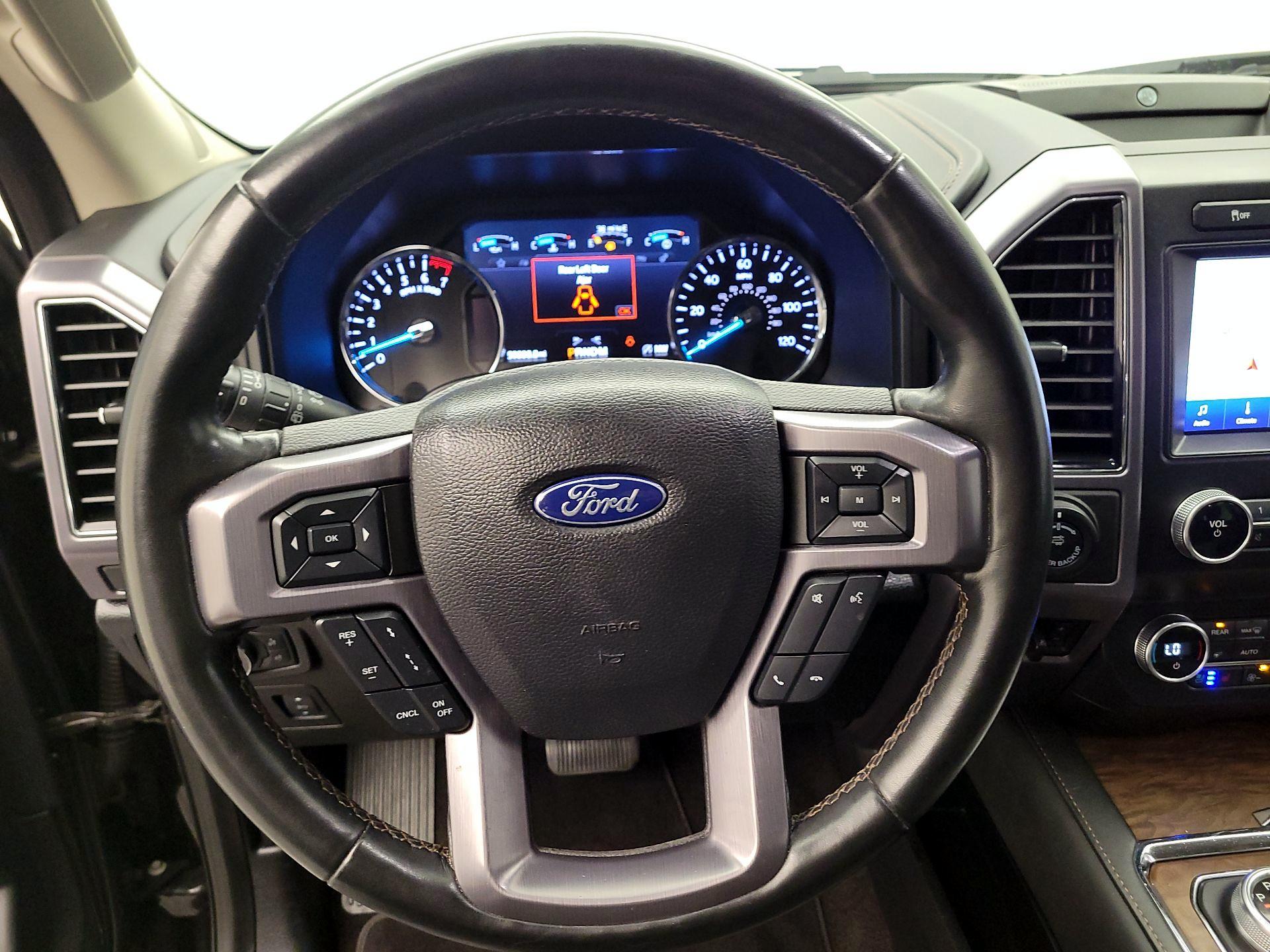 Thumbnail: 2020 Ford Expedition - 10
