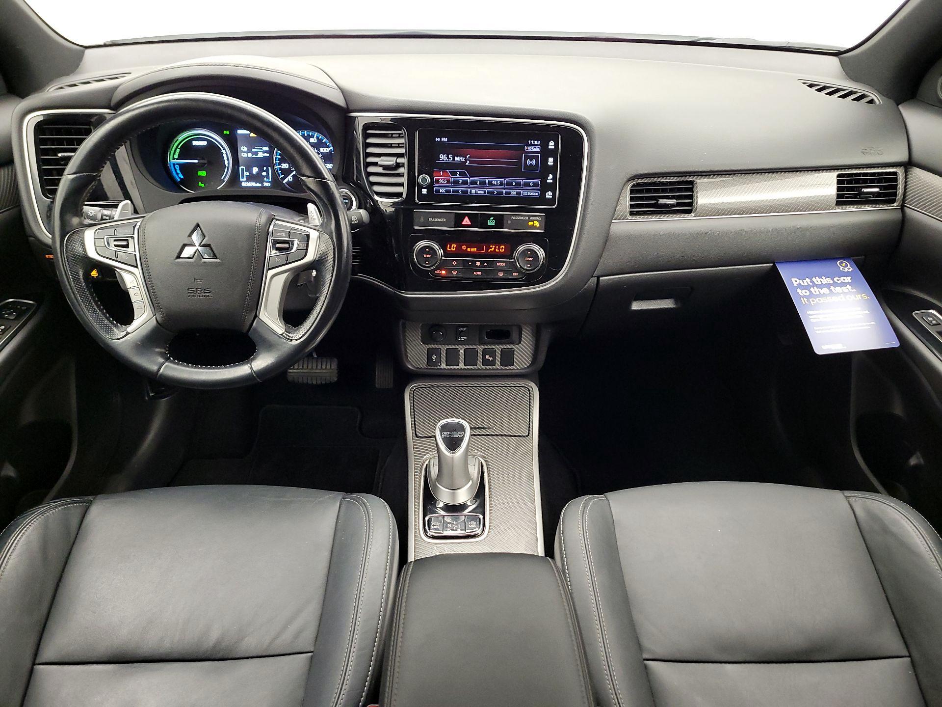 Thumbnail: 2019 Mitsubishi Outlander - 9