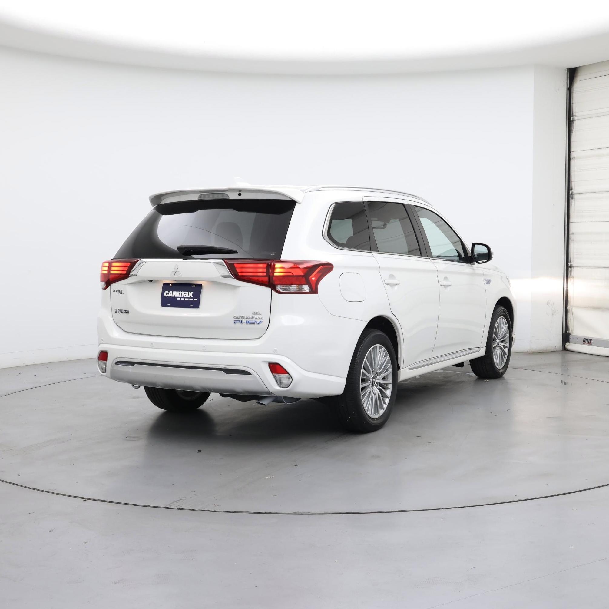 Thumbnail: 2019 Mitsubishi Outlander - 8