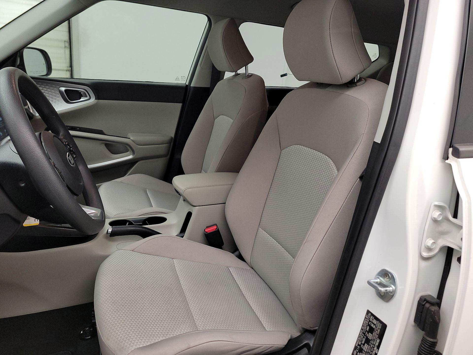 Thumbnail: 2021 Kia Soul - 11