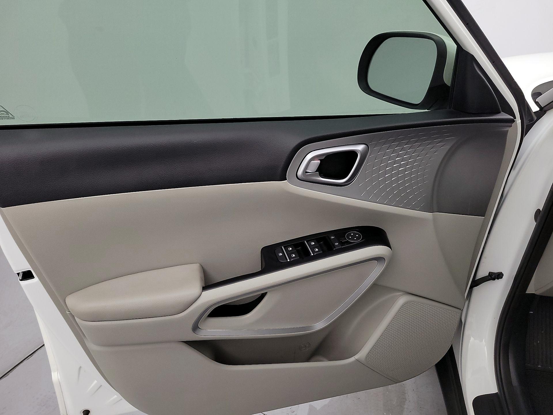 Thumbnail: 2021 Kia Soul - 12