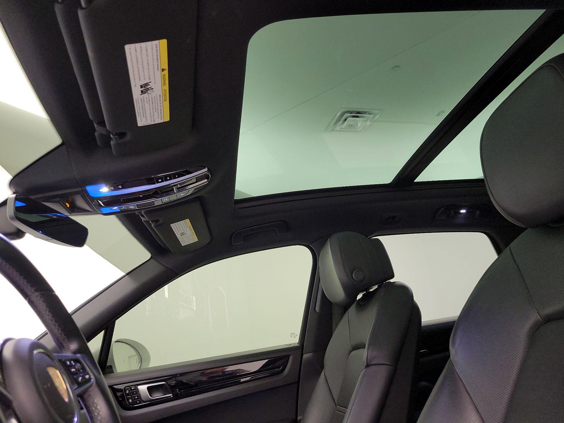 Thumbnail: 2019 Porsche Cayenne - 20