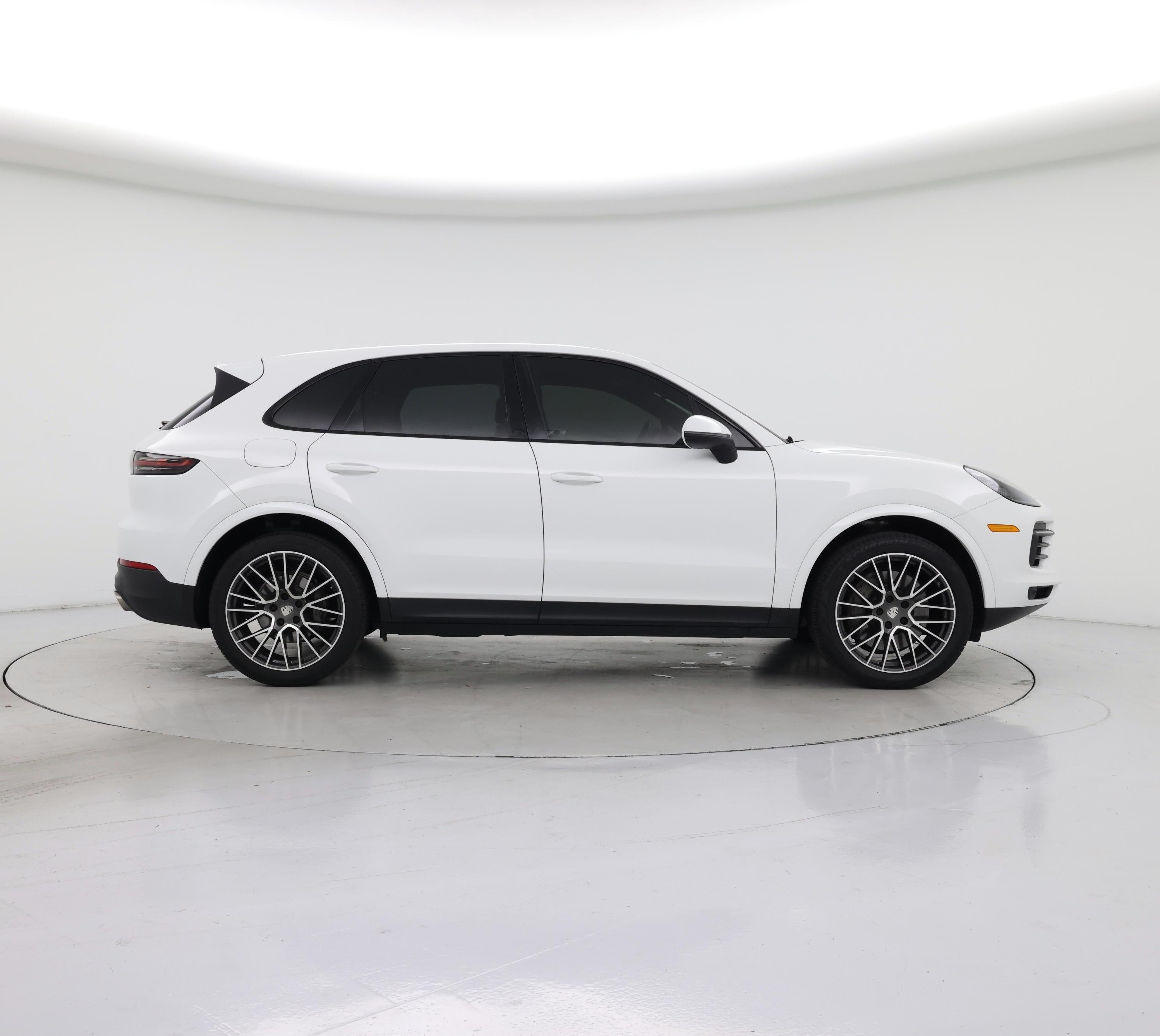 Thumbnail: 2019 Porsche Cayenne - 7