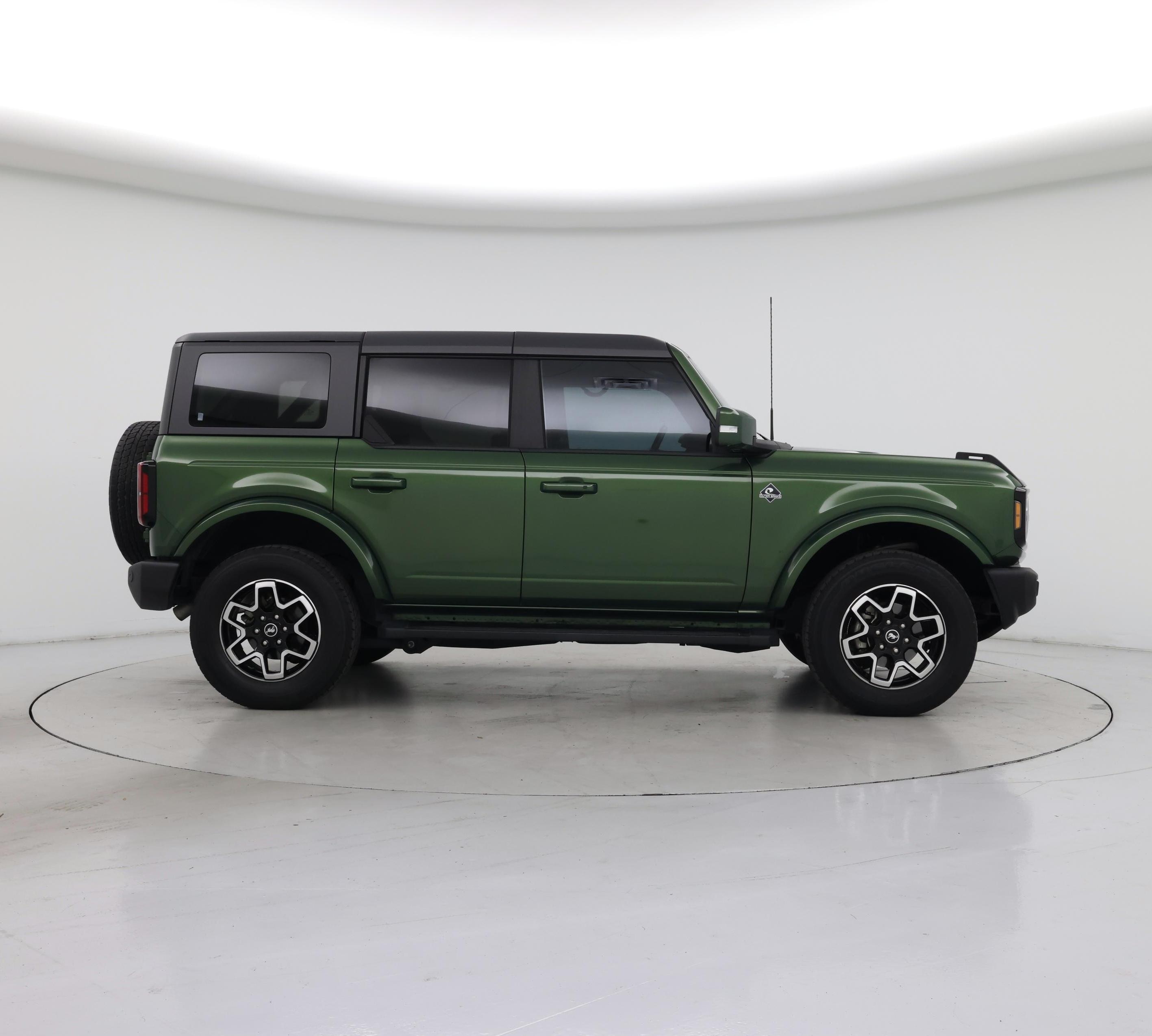 Thumbnail: 2022 Ford Bronco - 7