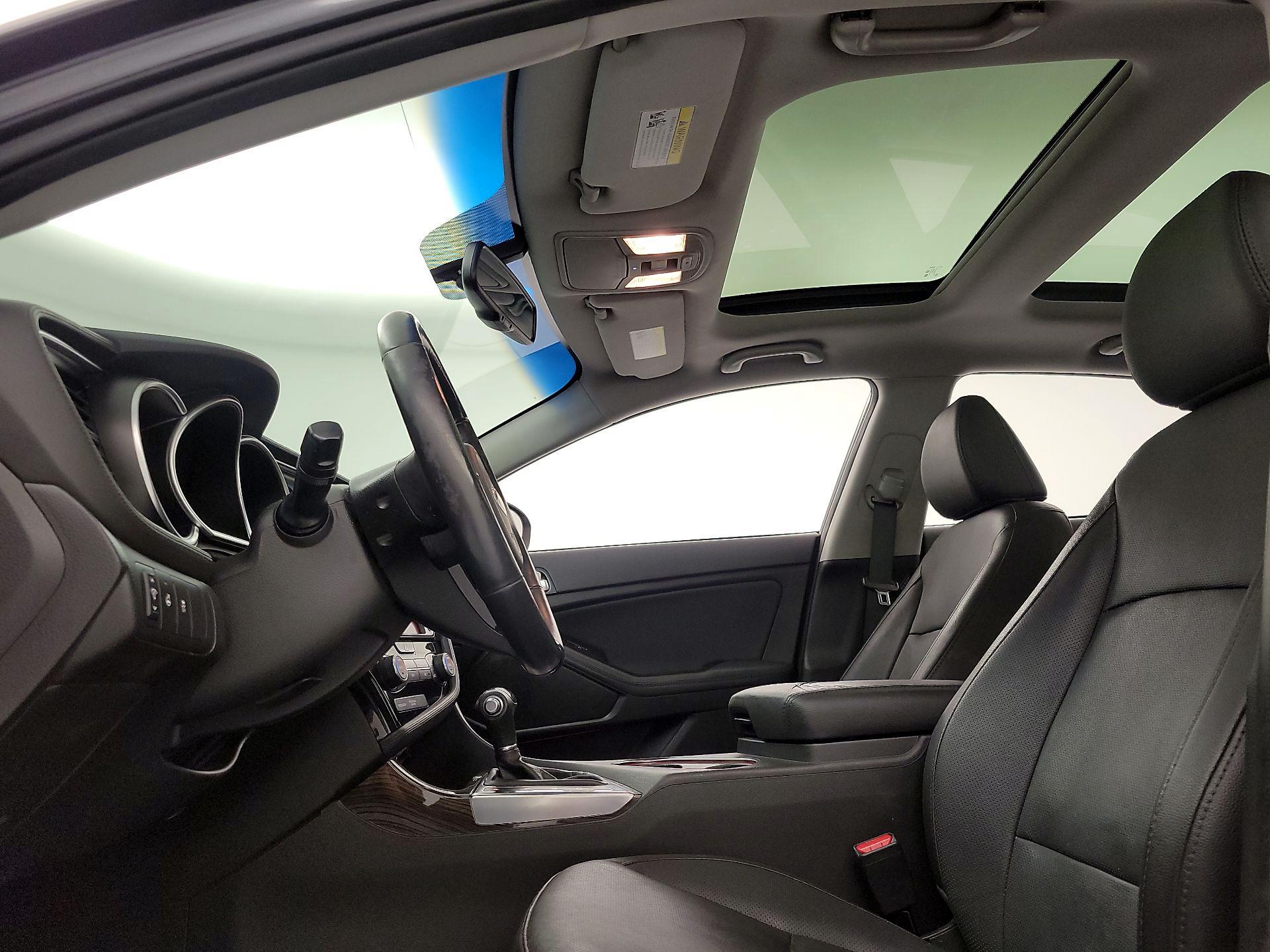 Thumbnail: 2015 Kia Optima - 17